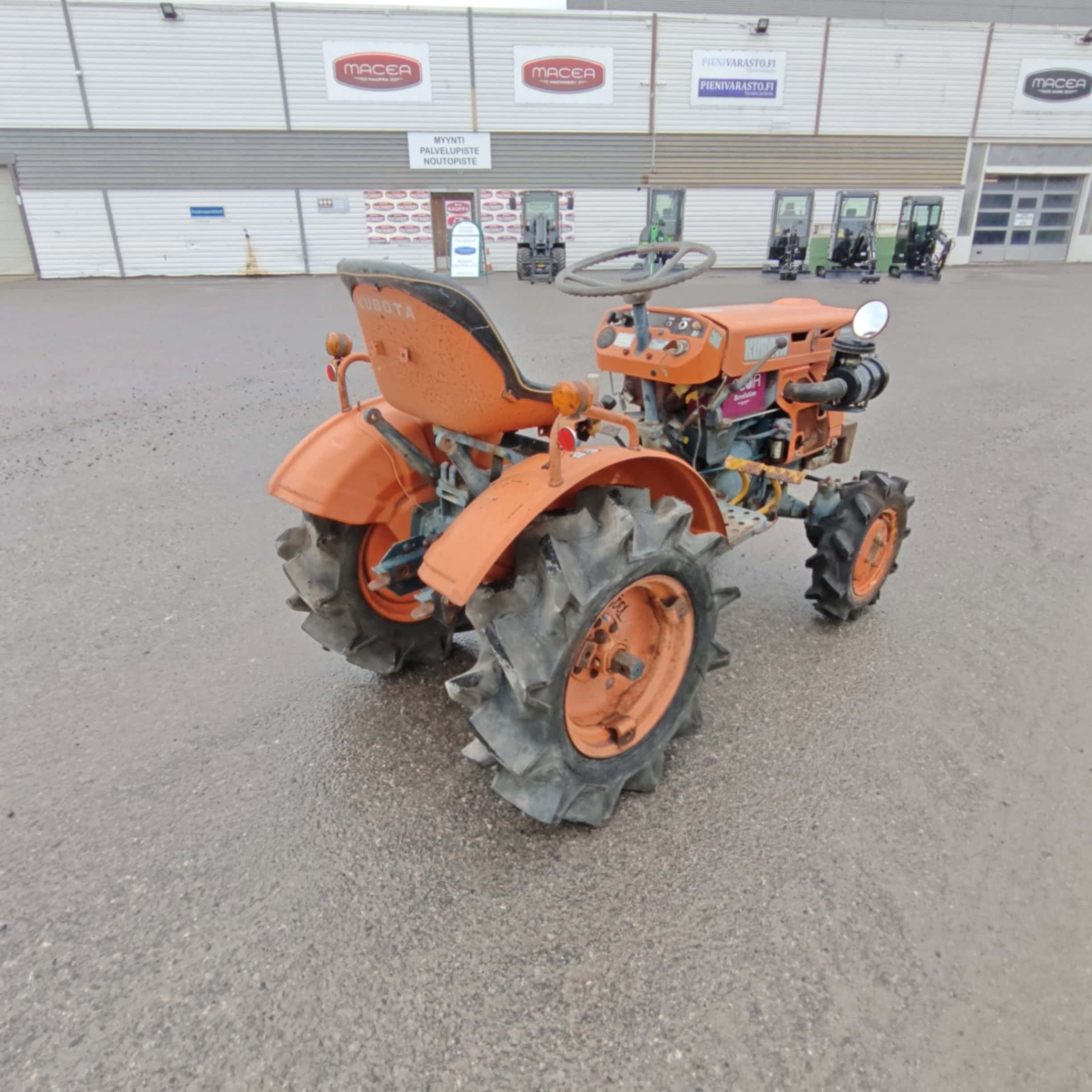 KUBOTA 4WD B5001 10hp Minitraktori (Pto) - Image 8