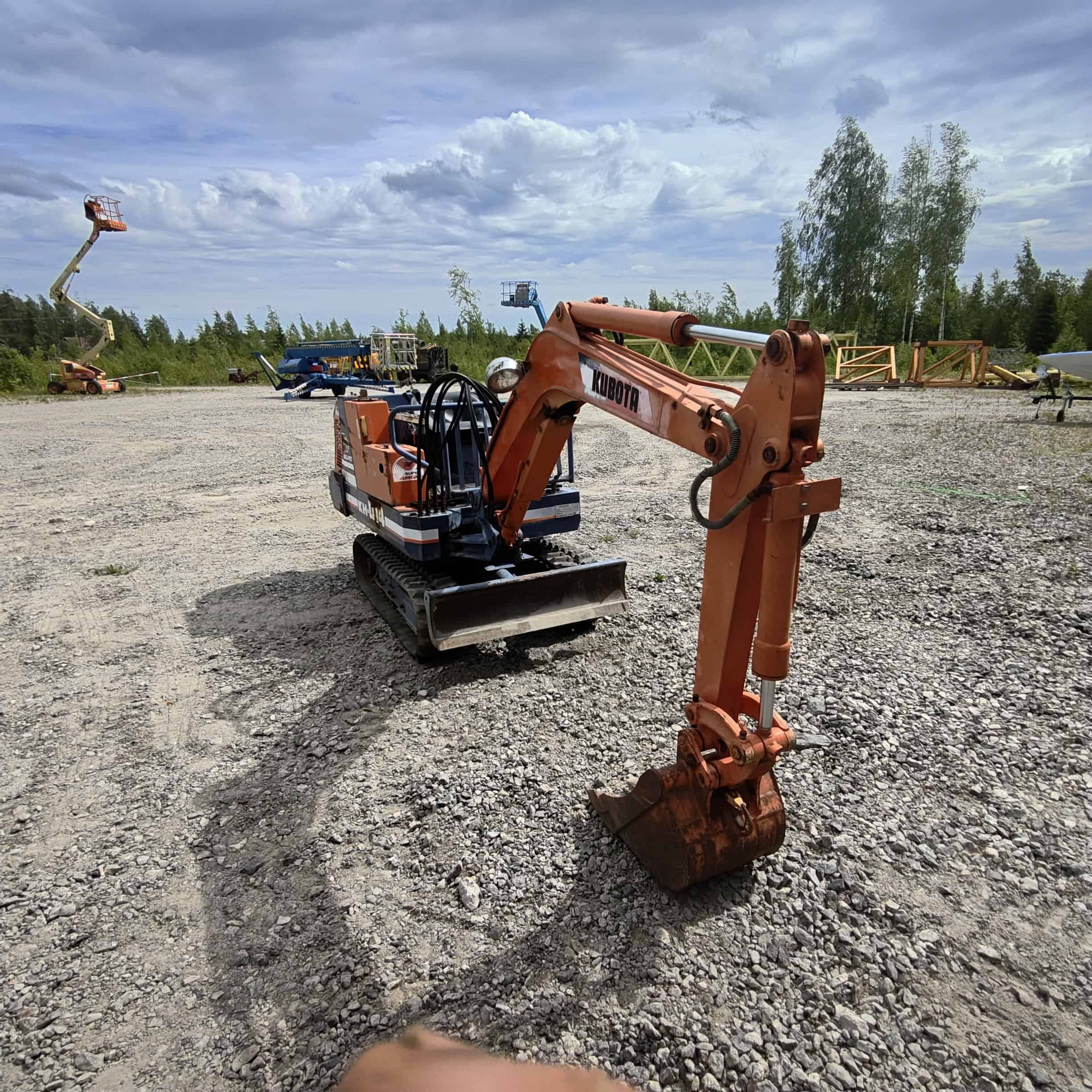 KUBOTA KH-014 kumitelainen minikaivuri - Image 3