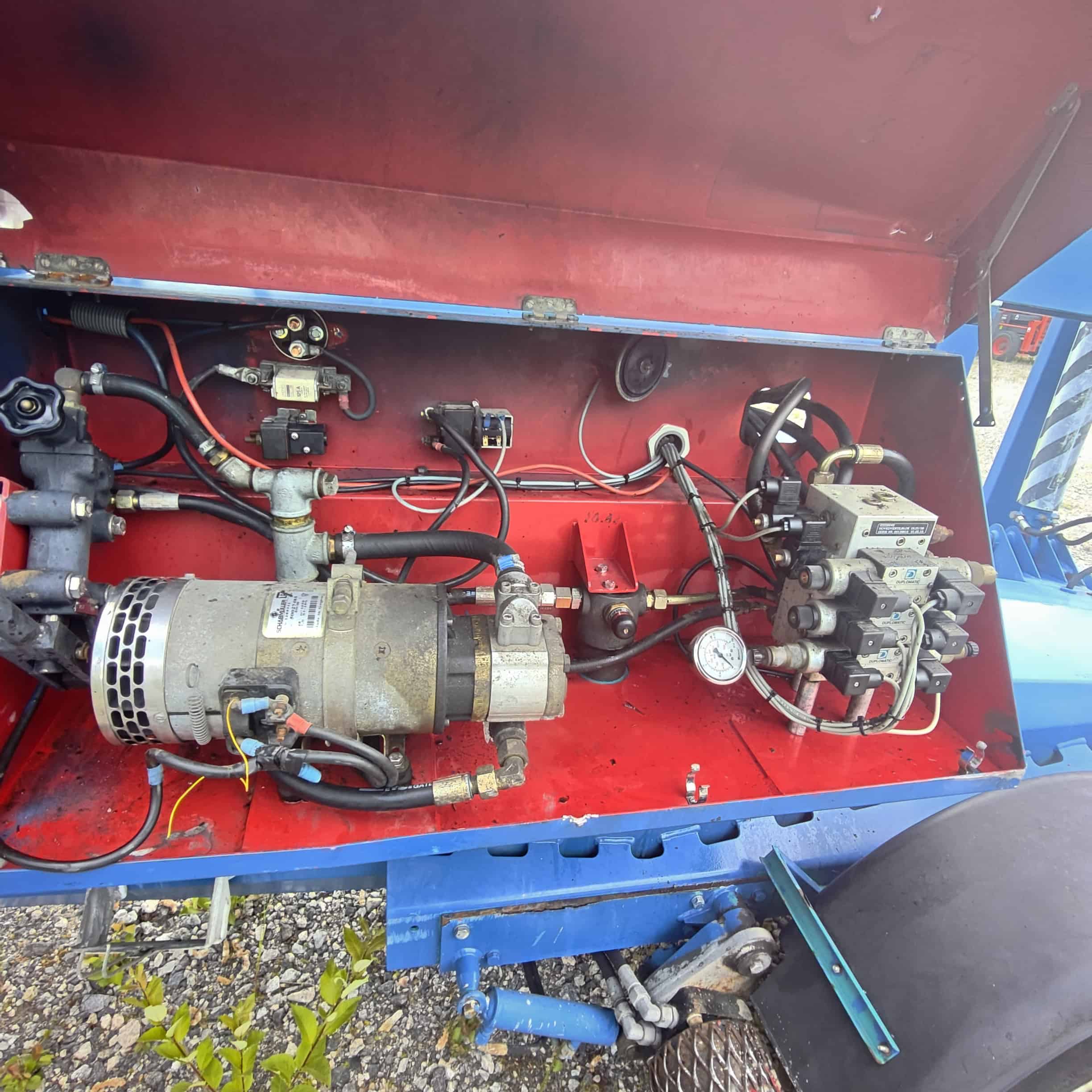 Denkalift DL30 käytetty henkilönostin vm.2002 - Image 13