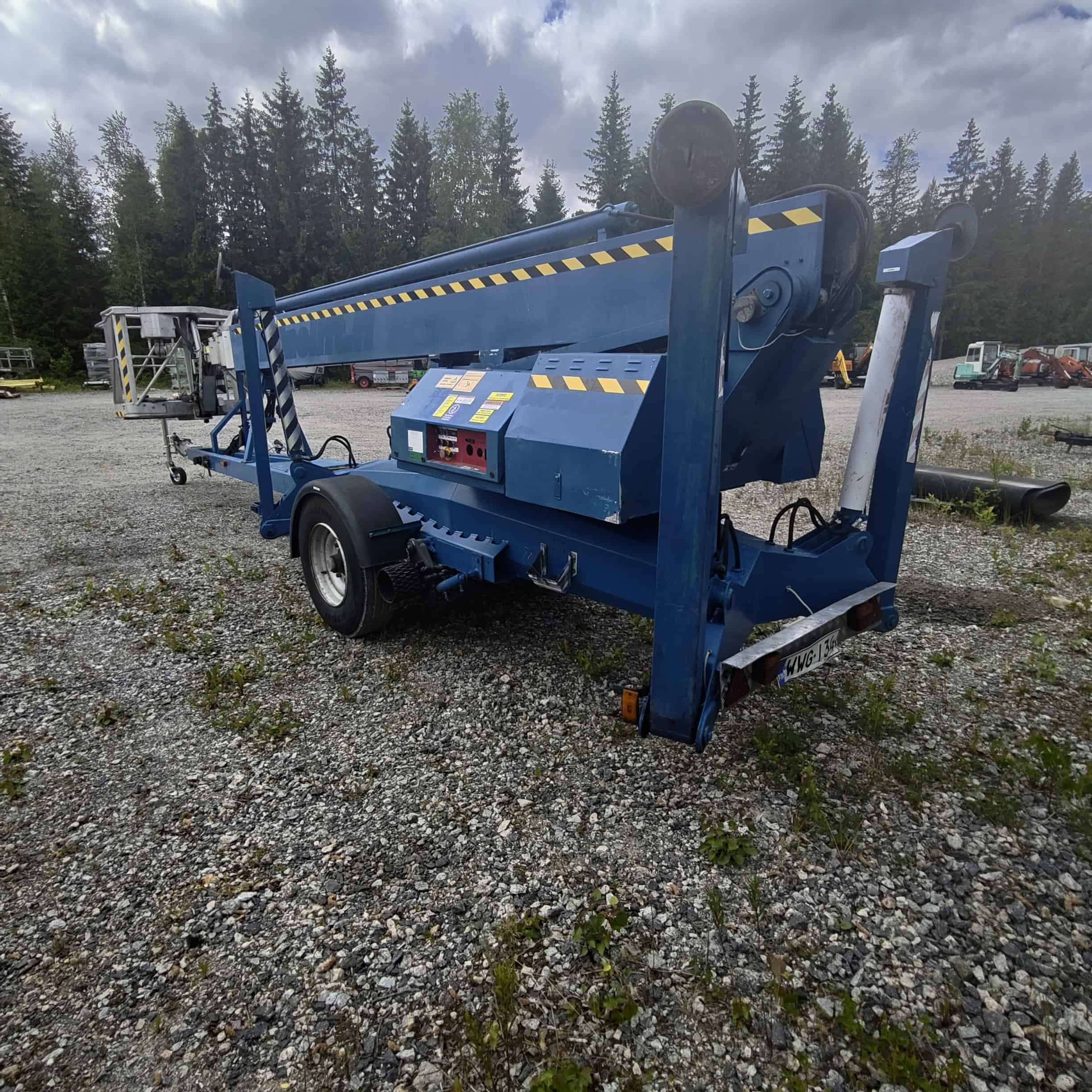 Denkalift DL30 käytetty henkilönostin vm.2002 - Image 5