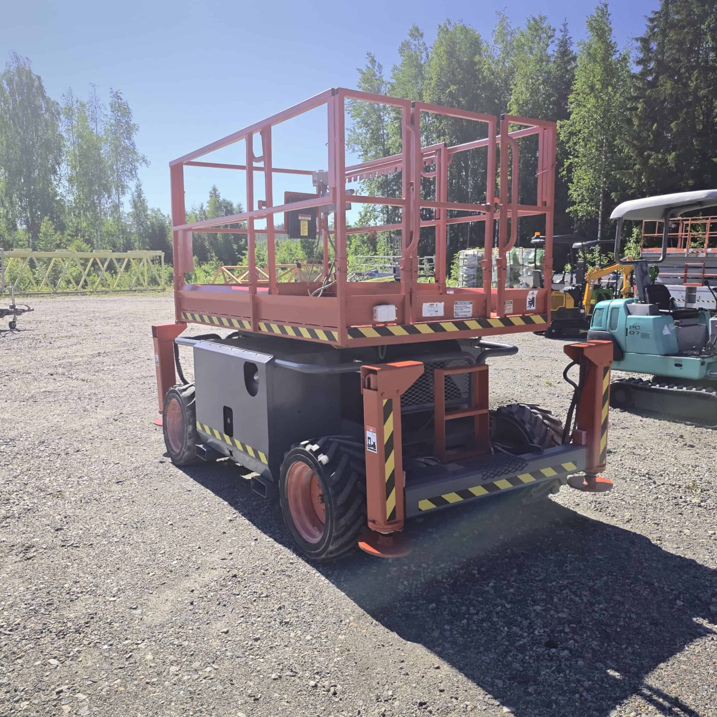 Skyjack SJ6826 Diesel saksilavanostin Katsastettu! - Image 3