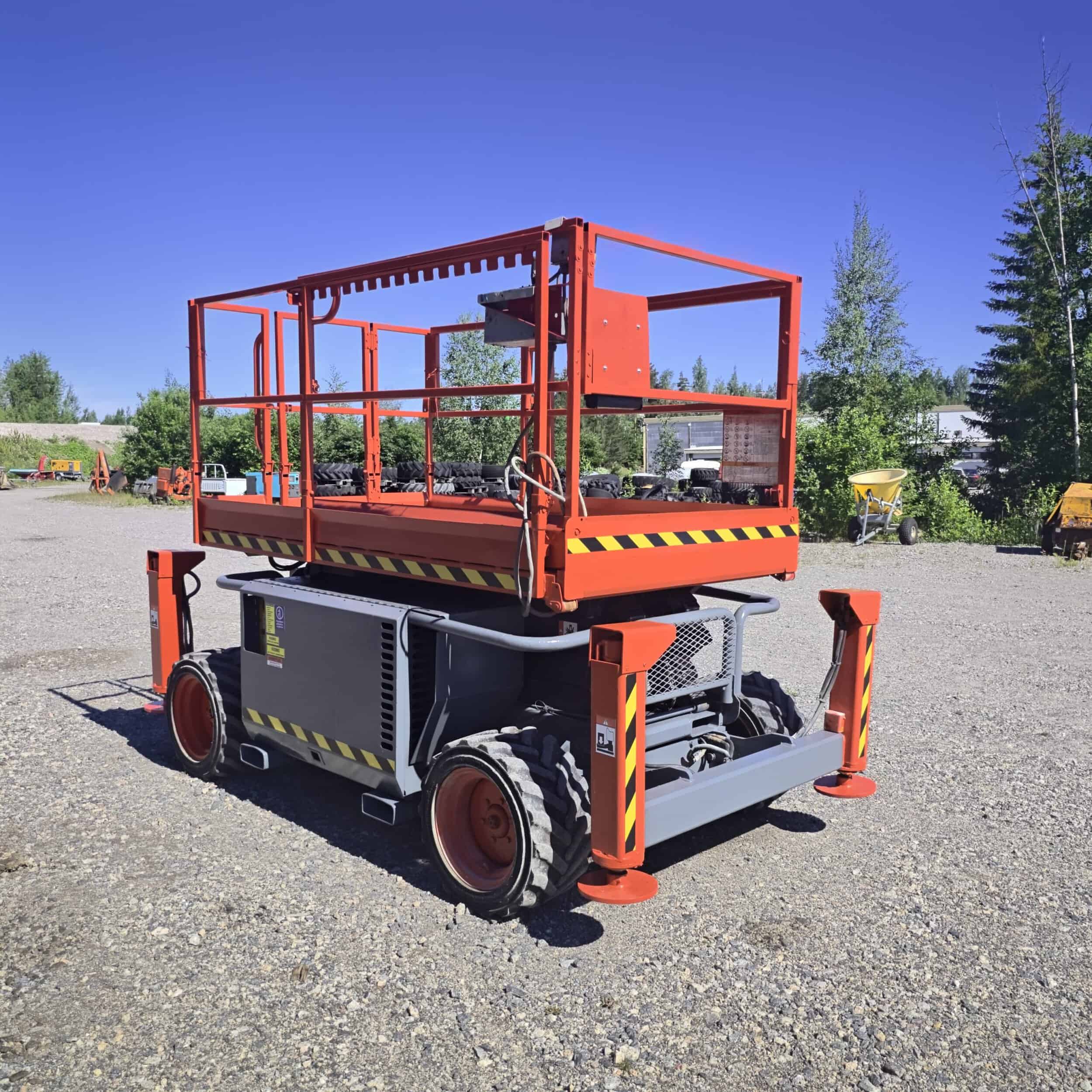 Skyjack SJ6826 Diesel saksilavanostin Katsastettu! - Image 9