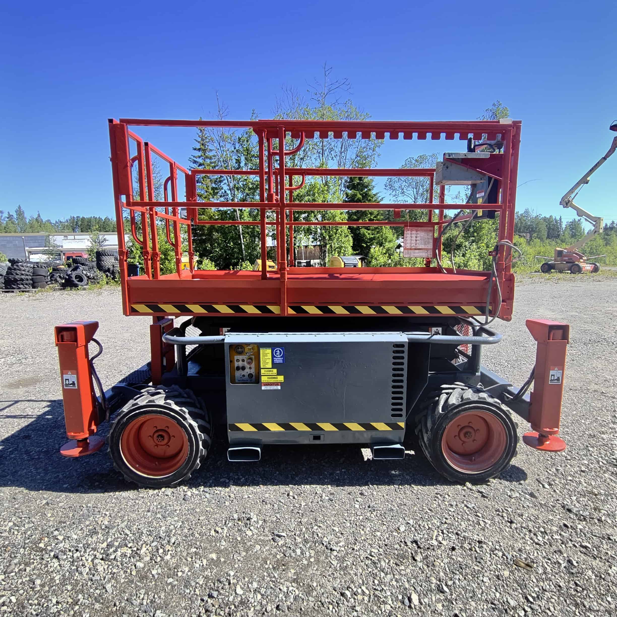 Skyjack SJ6826 Diesel saksilavanostin Katsastettu! - Image 6
