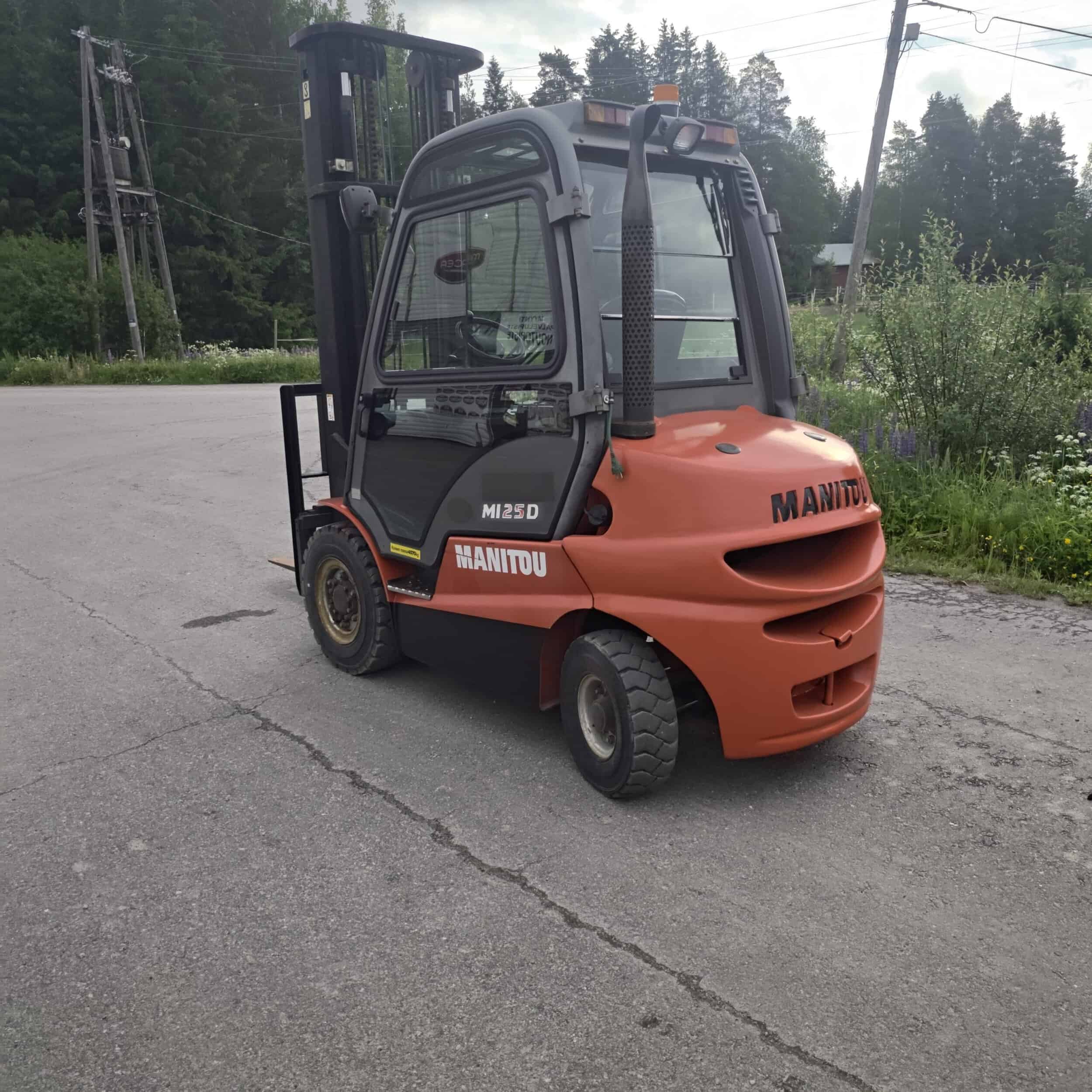 Manitou ML25D dieseltrukki s/n 855665 / vm. 2013 - Image 5