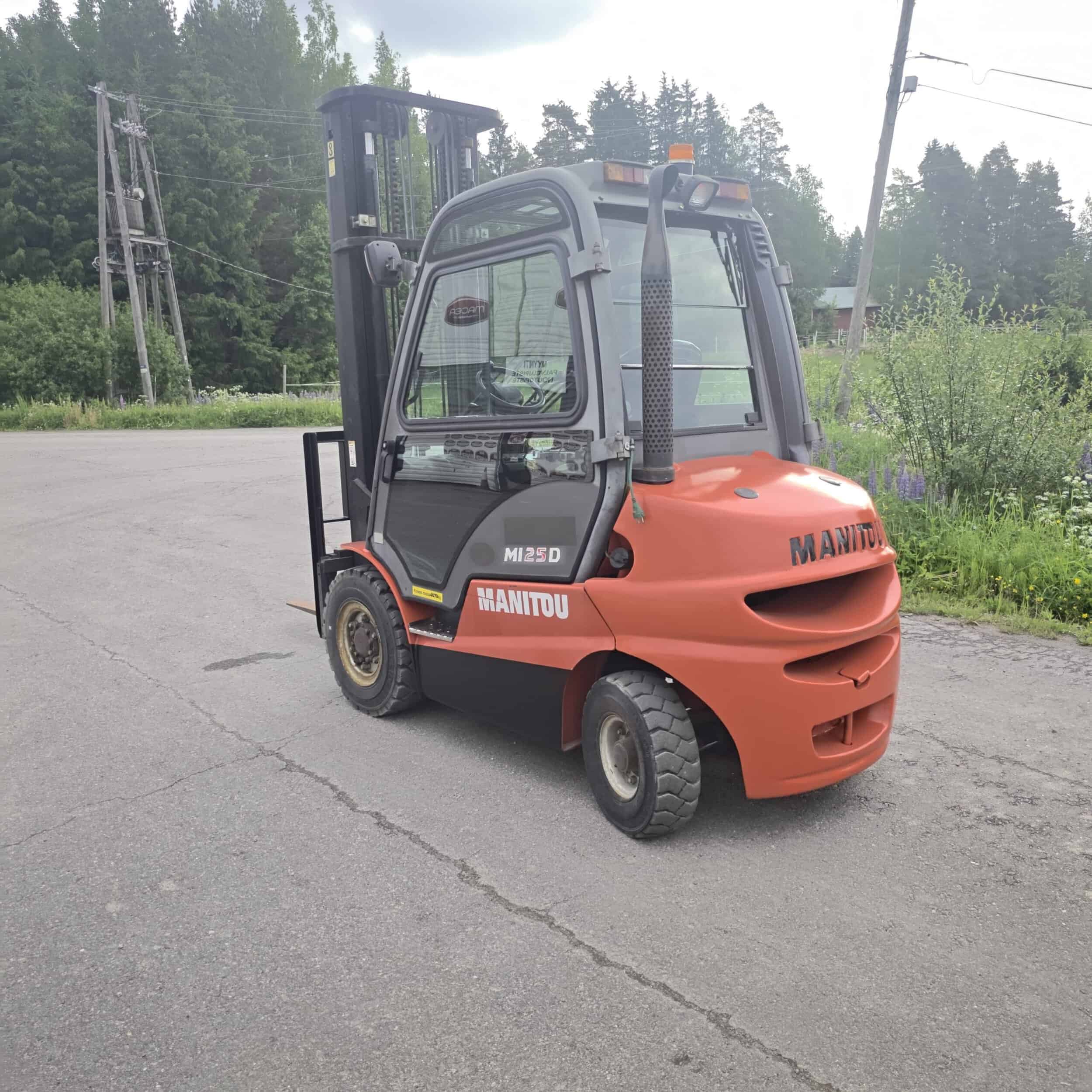 Manitou ML25D dieseltrukki s/n 855665 / vm. 2013 - Image 4