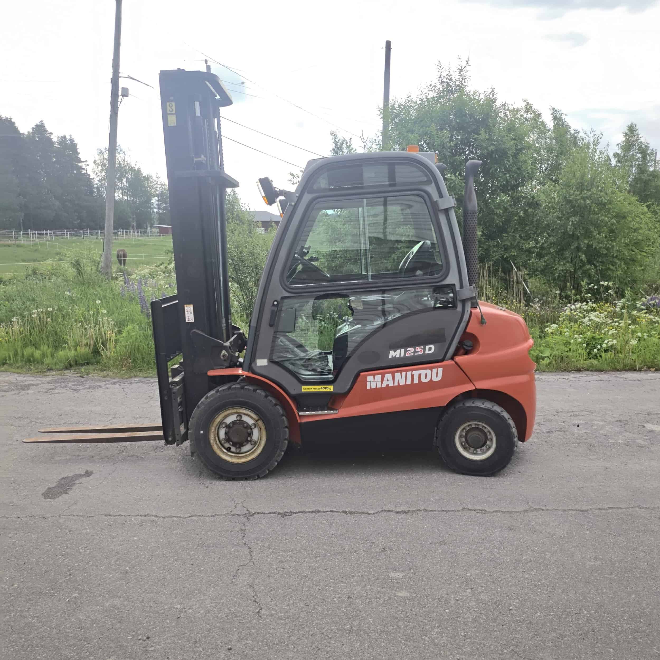 Manitou ML25D dieseltrukki s/n 855665 / vm. 2013 - Image 3