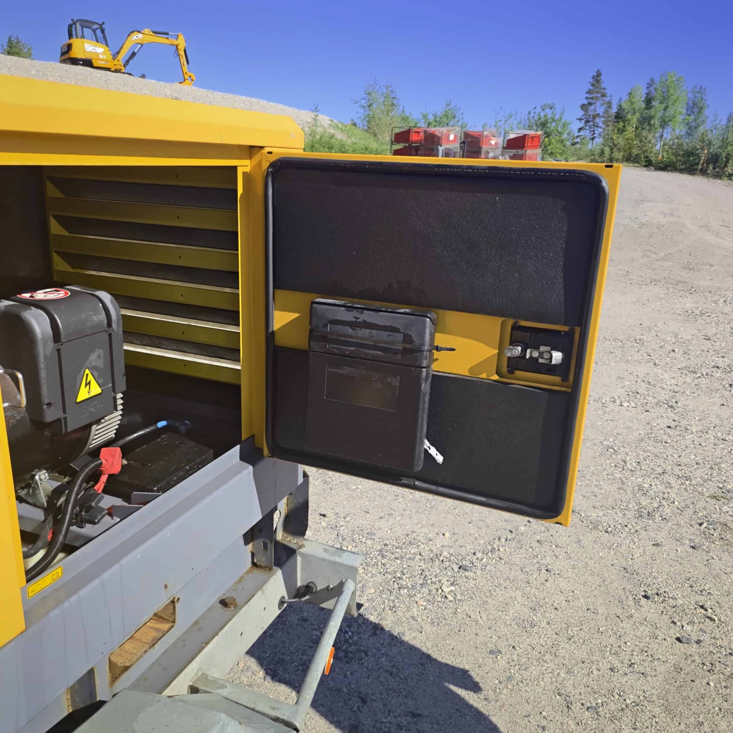 Atlas Copco QAS30 generaattori kärryn päällä vm2015 - Image 6