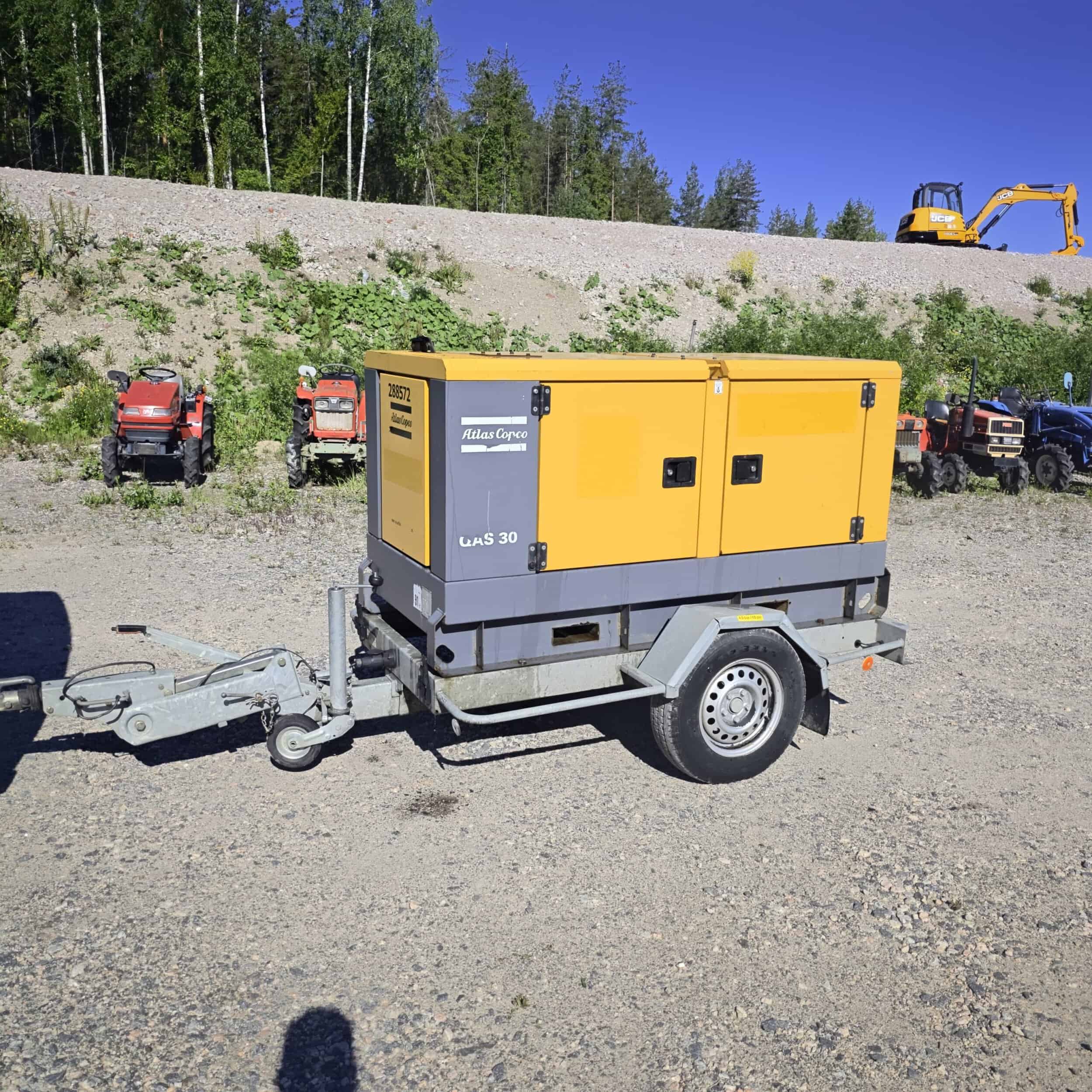 Atlas Copco QAS30 generaattori kärryn päällä vm2015