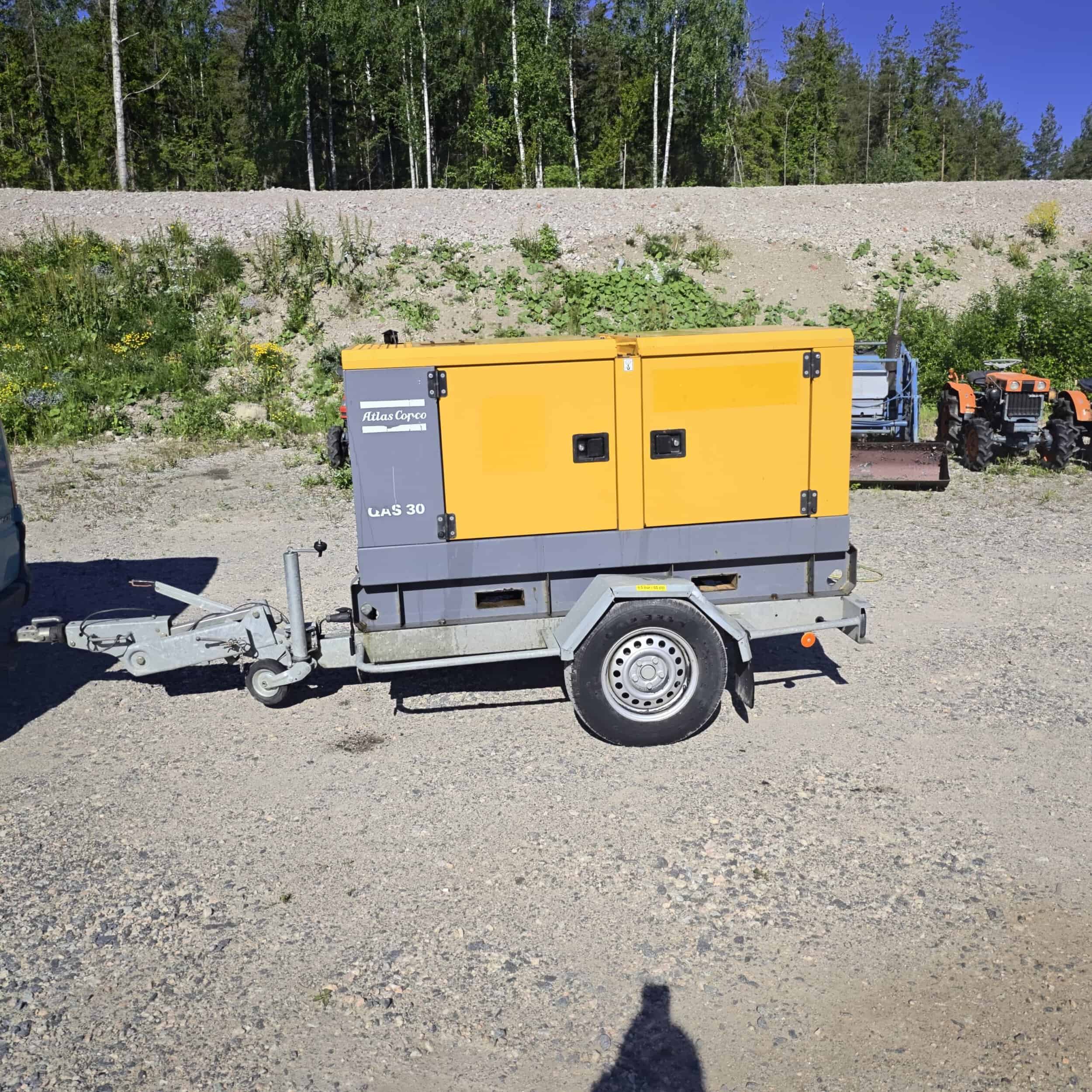 Atlas Copco QAS30 generaattori kärryn päällä vm2015 - Image 2