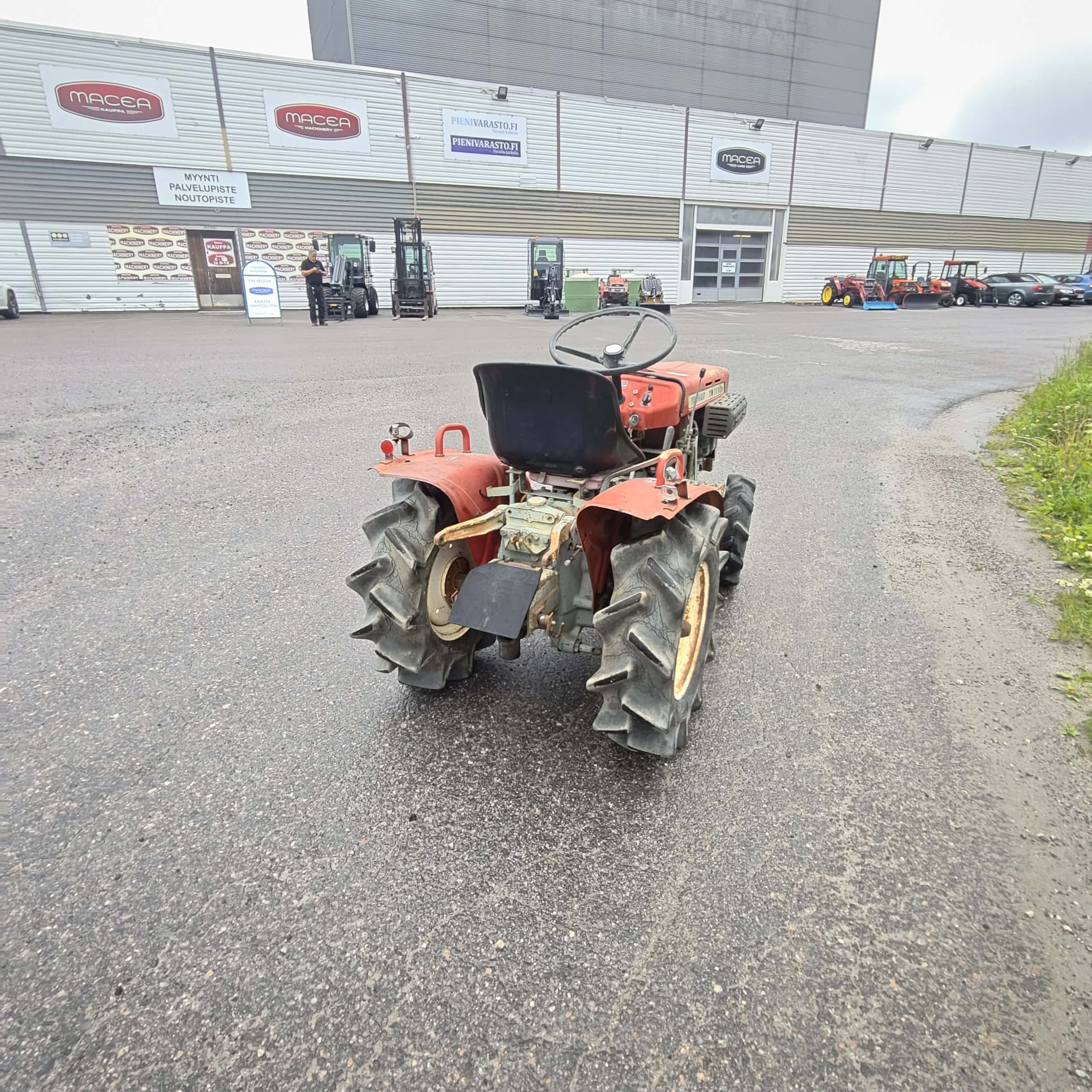 YANMAR YM1110D 4WD 11 hp Minitraktori - Image 6