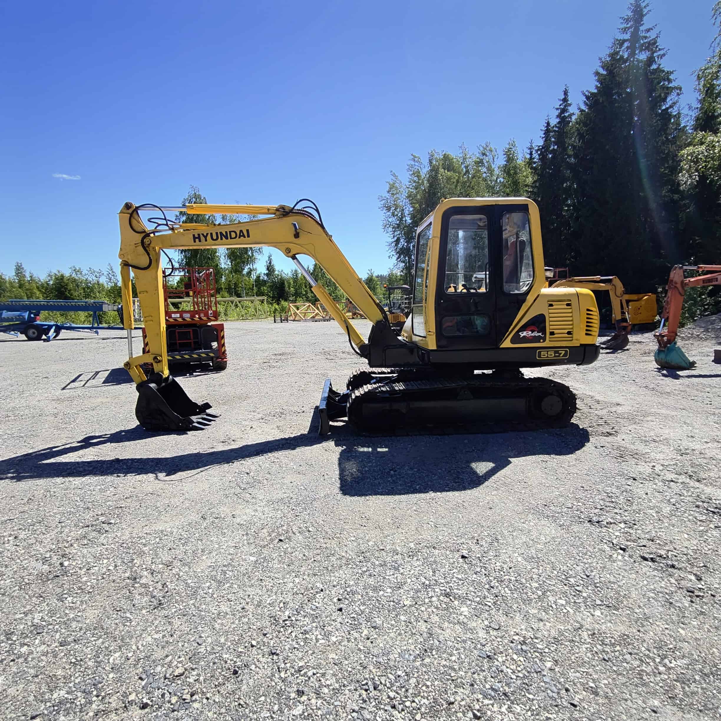 Hyundai R55-7 Rautatelainen minikaivuri - Image 7