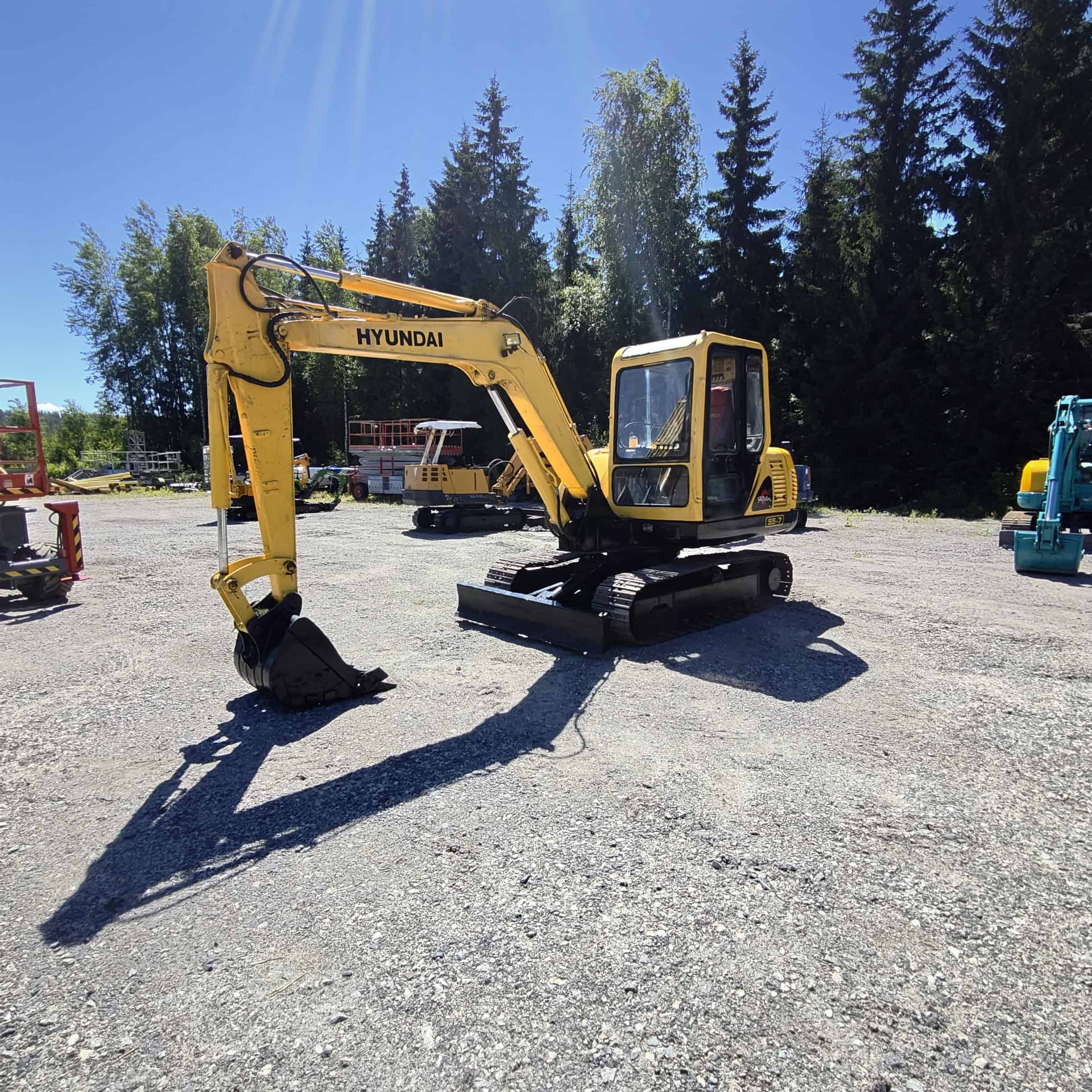Hyundai R55-7 Rautatelainen minikaivuri