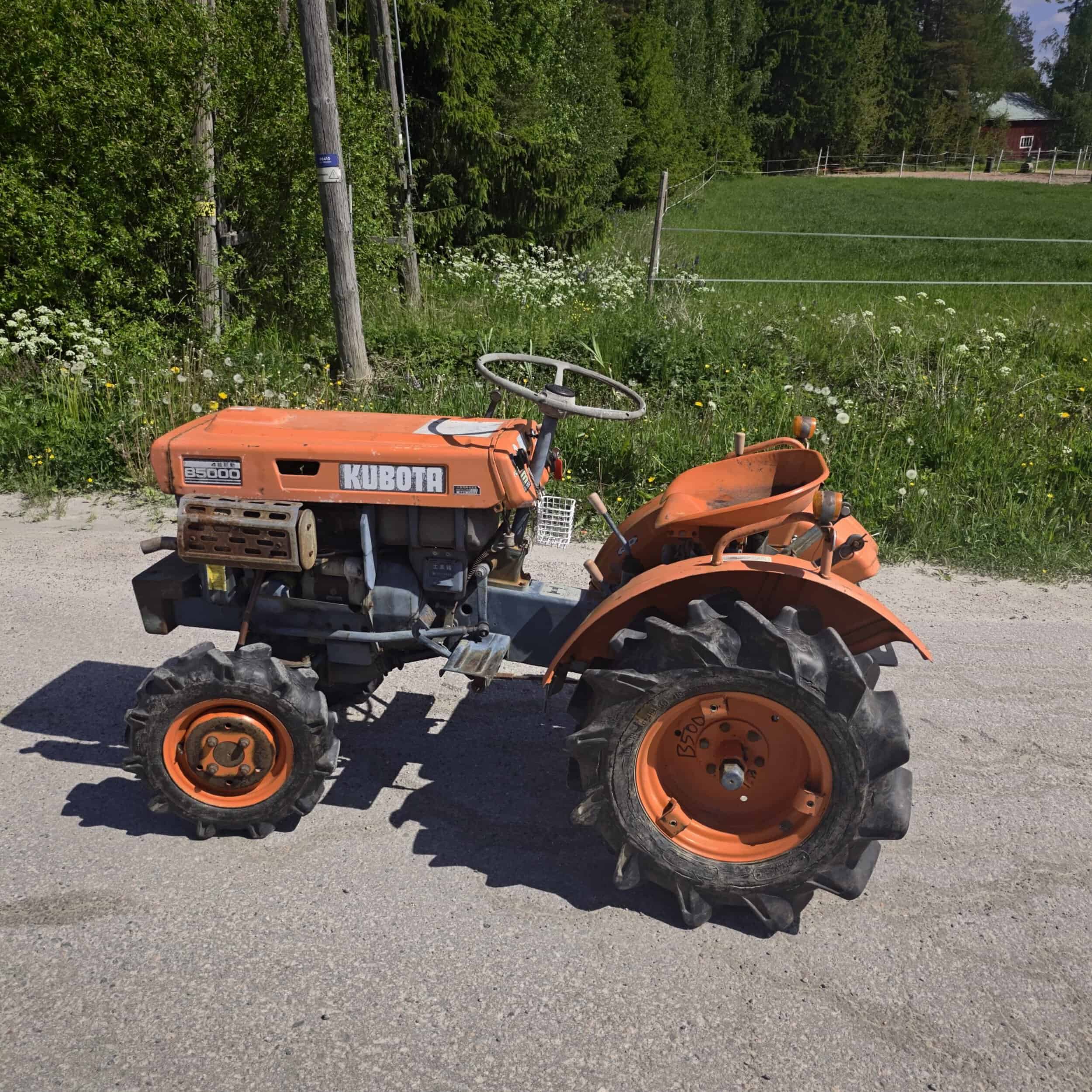 KUBOTA B5000 4WD 10hp Minitraktori - Image 8