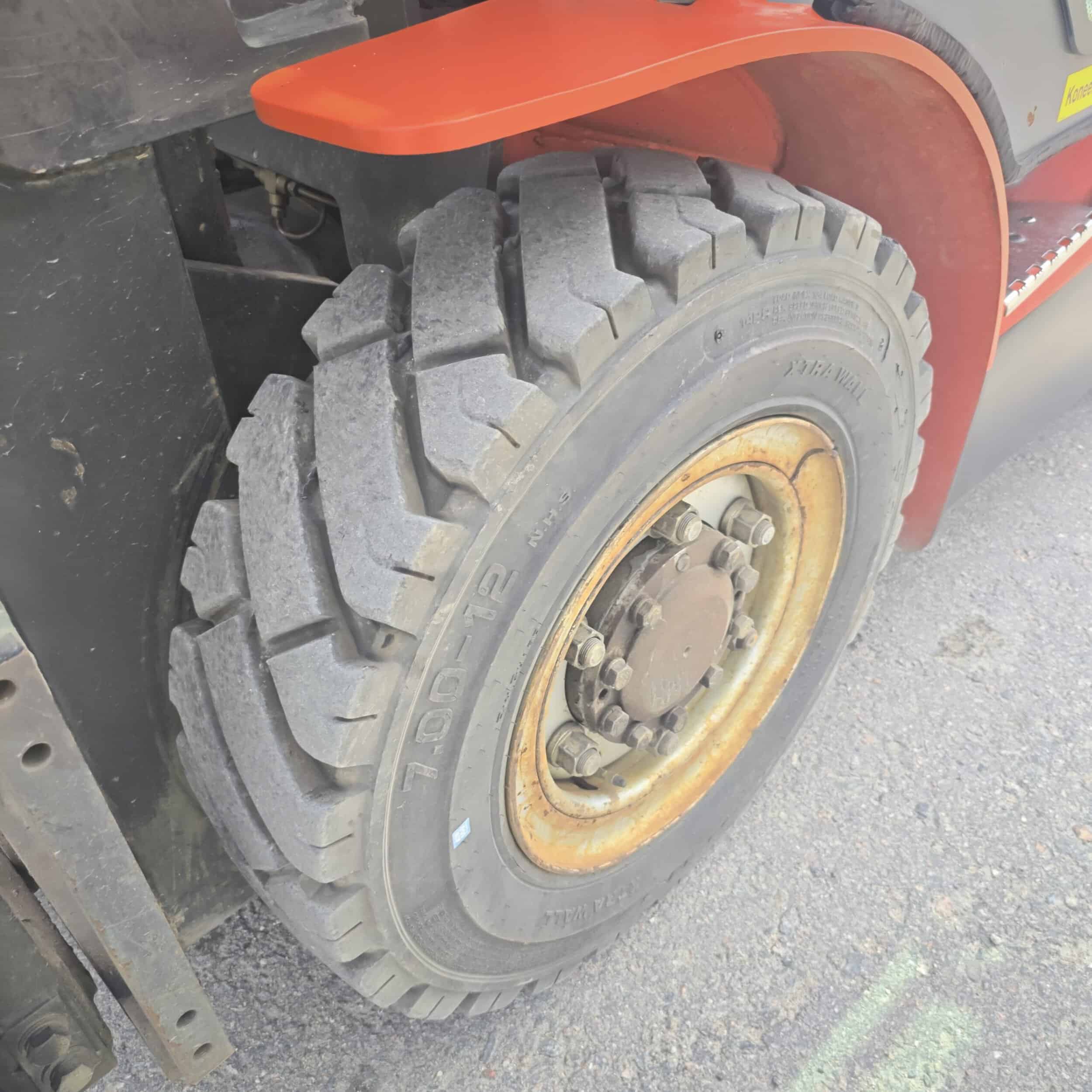 Manitou ML25D dieseltrukki s/n 855665 / vm. 2013 - Image 18