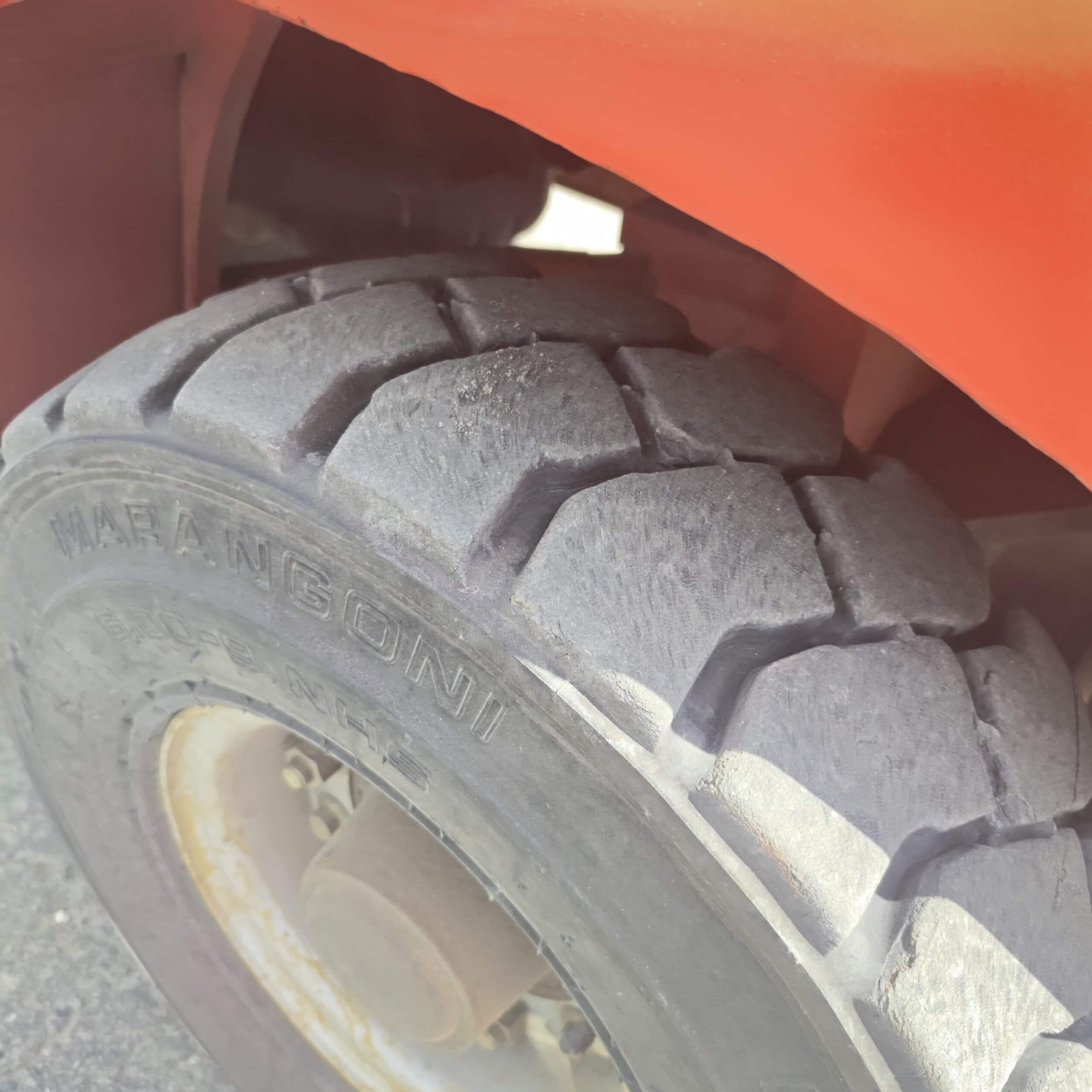 Manitou ML25D dieseltrukki s/n 855665 / vm. 2013 - Image 17