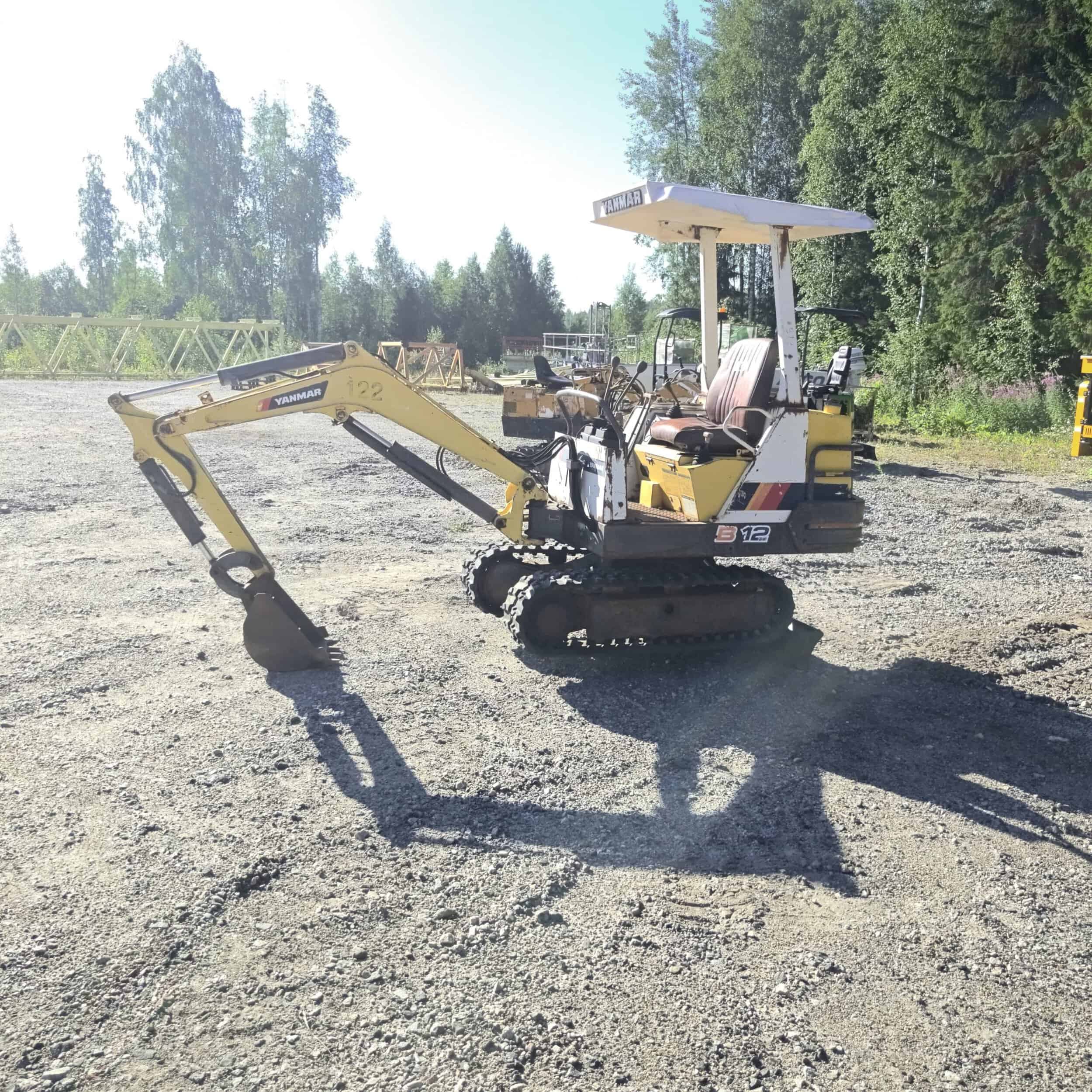YANMAR B12 Kumitelainen minikaivuri - Image 9