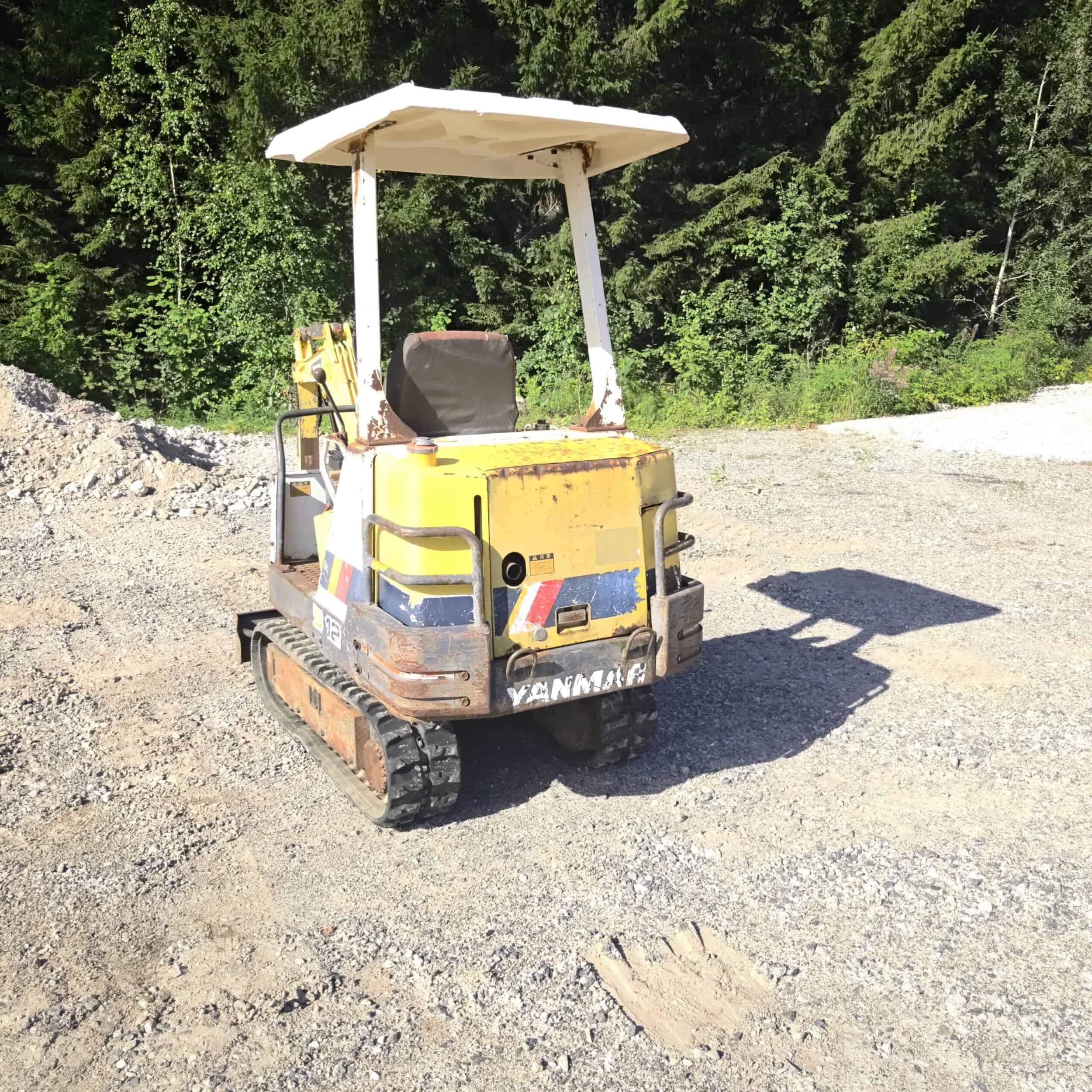 YANMAR B12 Kumitelainen minikaivuri - Image 4