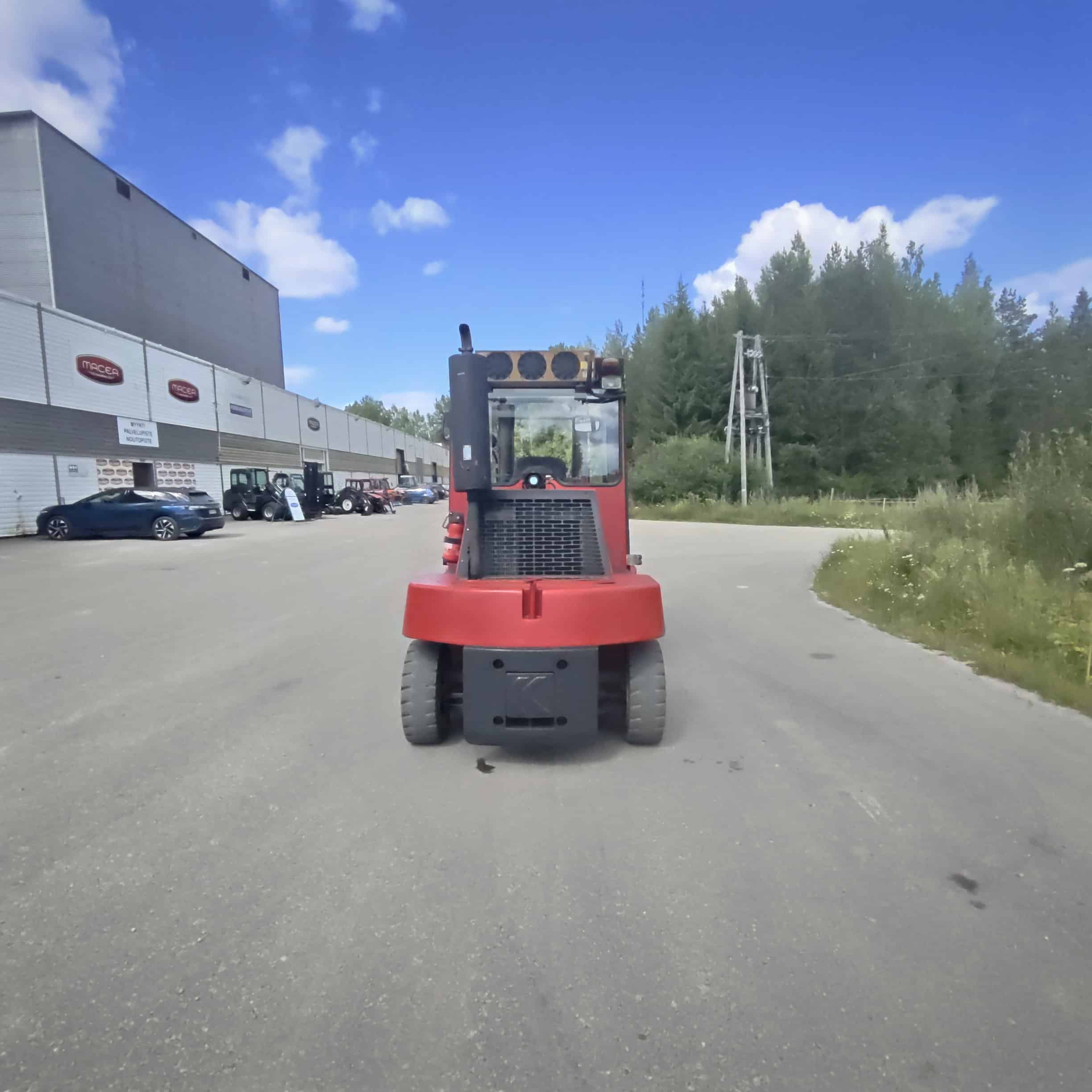 Kalmar DCD70-6H 7t Diesel Trukki - Image 4