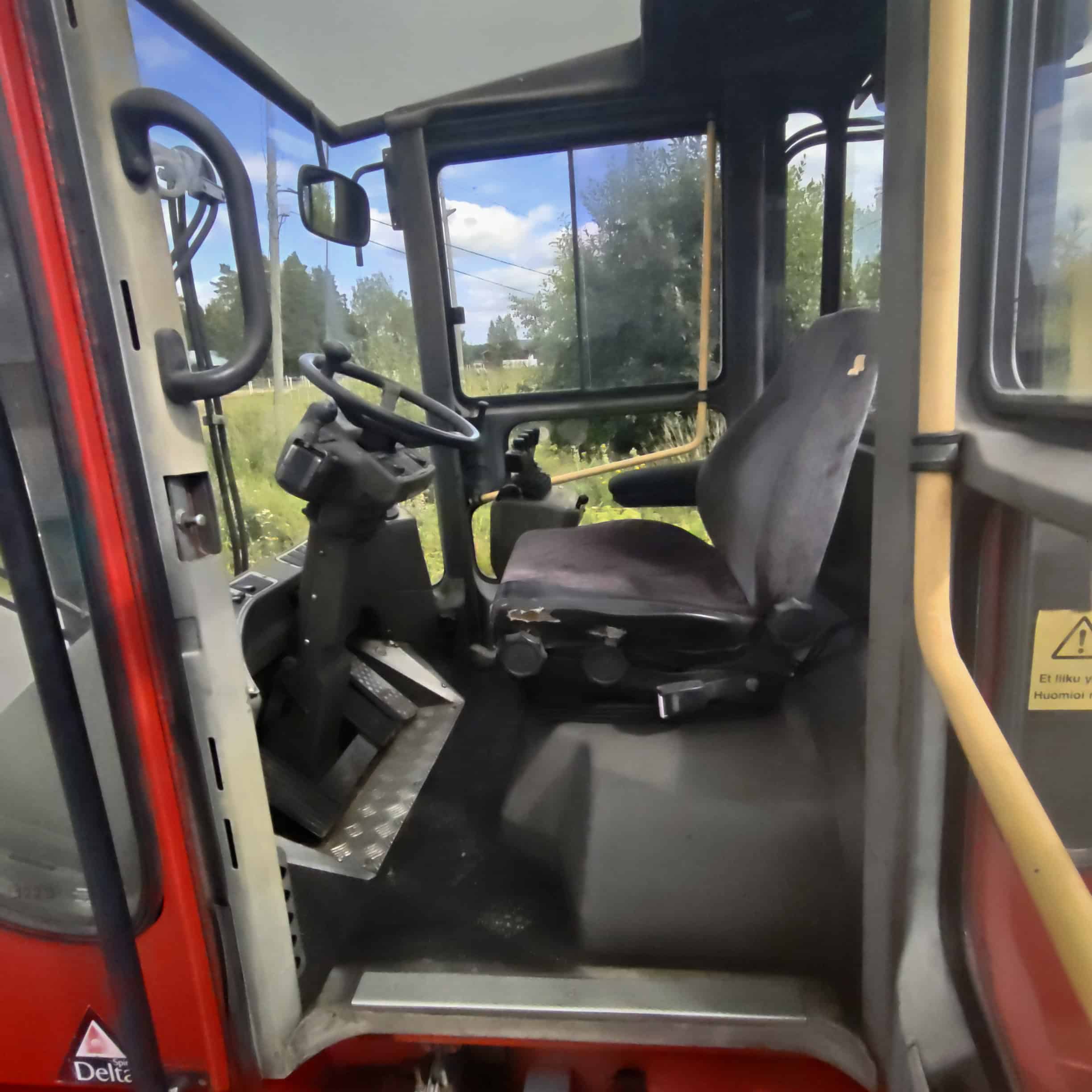 Kalmar DCD70-6H 7t Diesel Trukki - Image 15