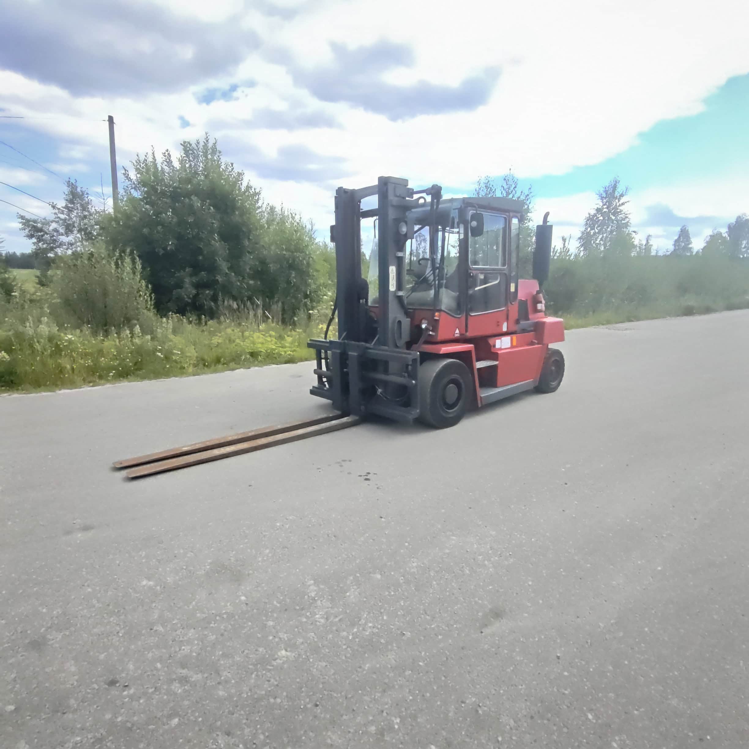 Kalmar DCD70-6H 7t Diesel Trukki
