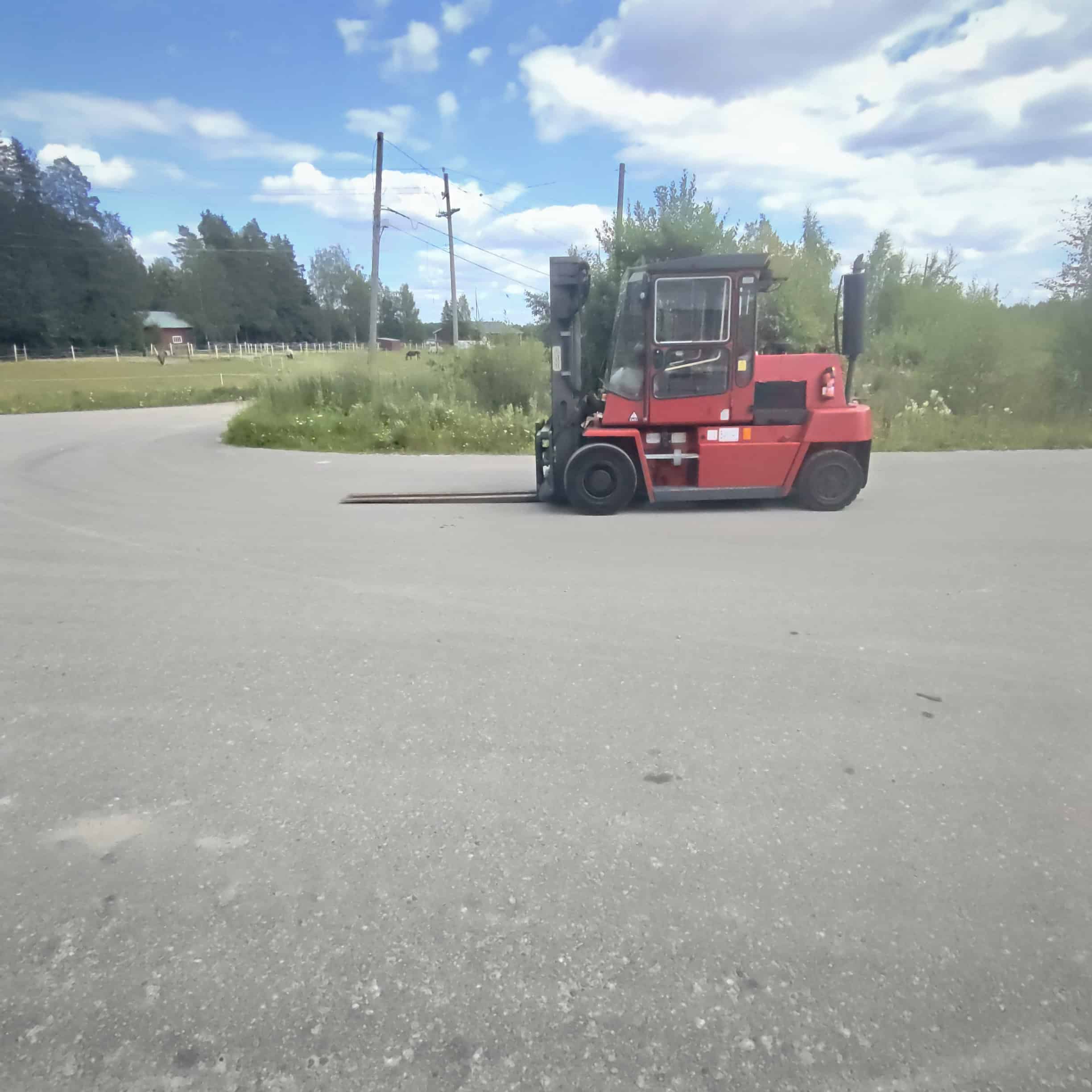 Kalmar DCD70-6H 7t Diesel Trukki - Image 5