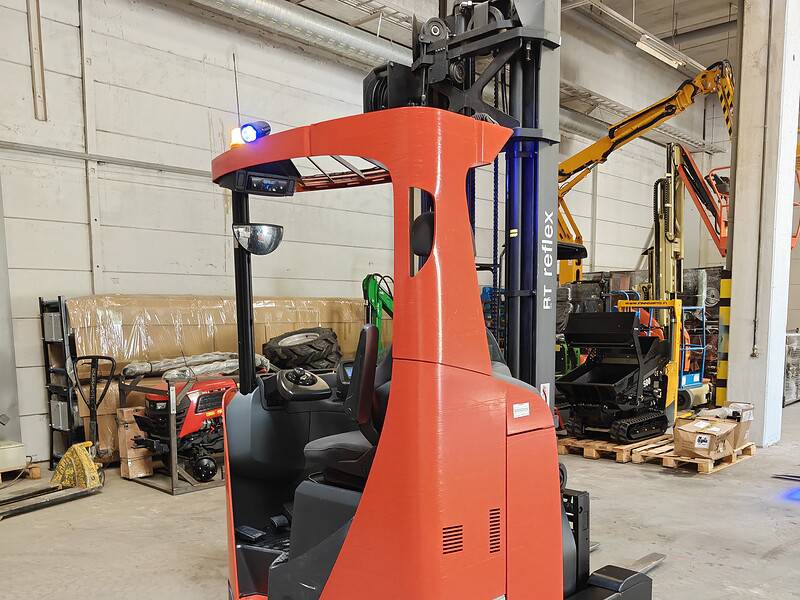 BT RRE160E Työntömastotruki