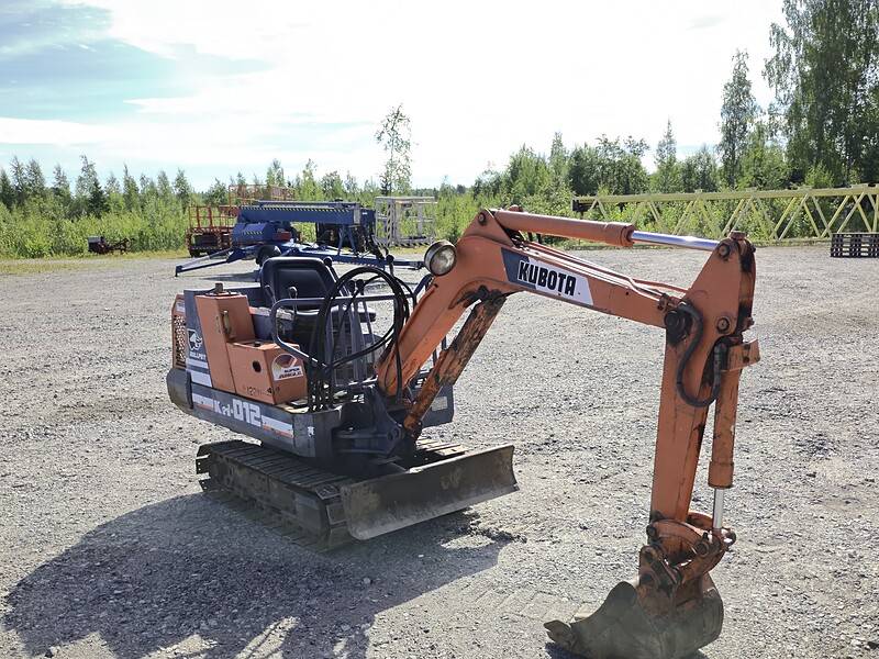 Kubota KH-012 Rautatelainen minikaivuri
