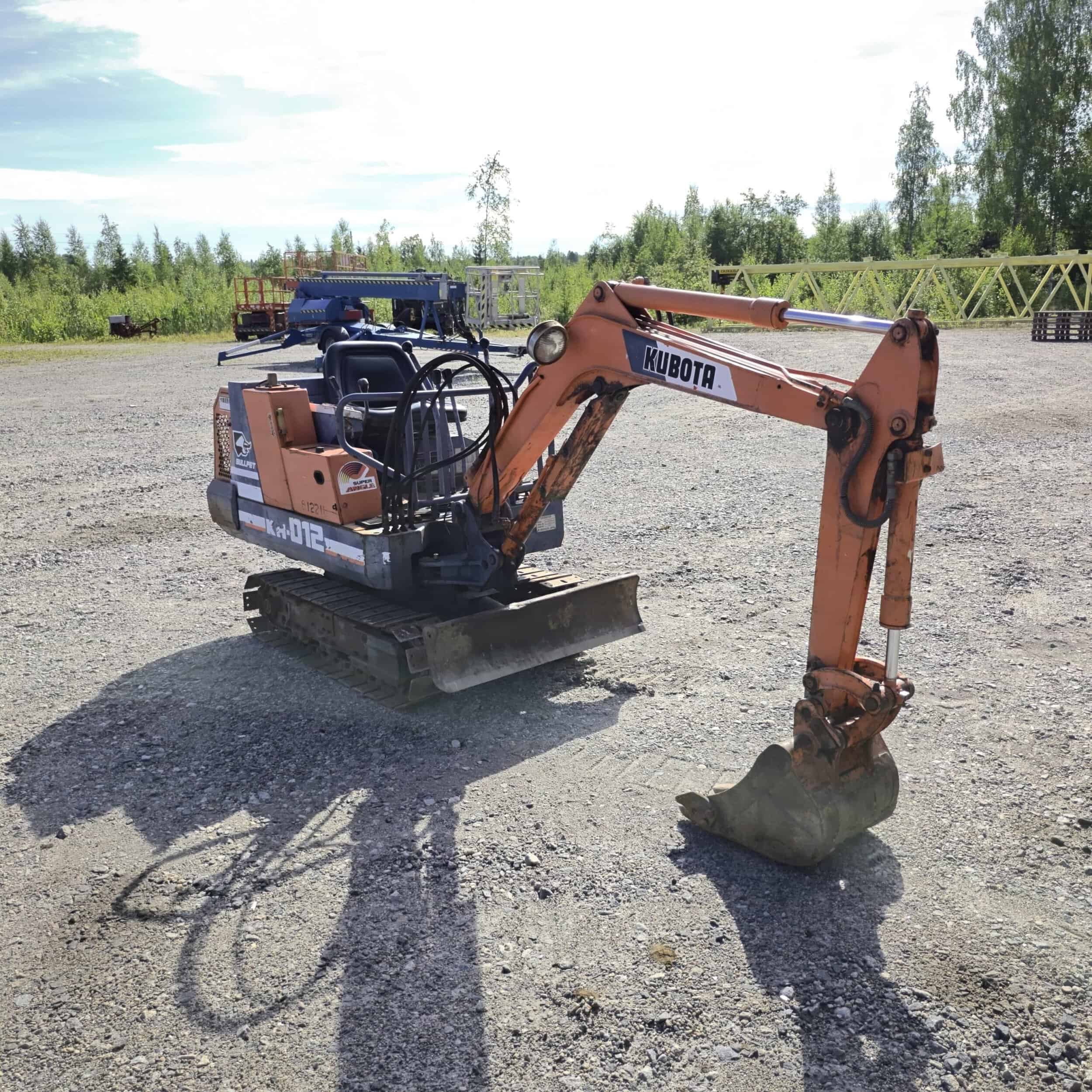 Kubota KH-012 Rautatelainen minikaivuri