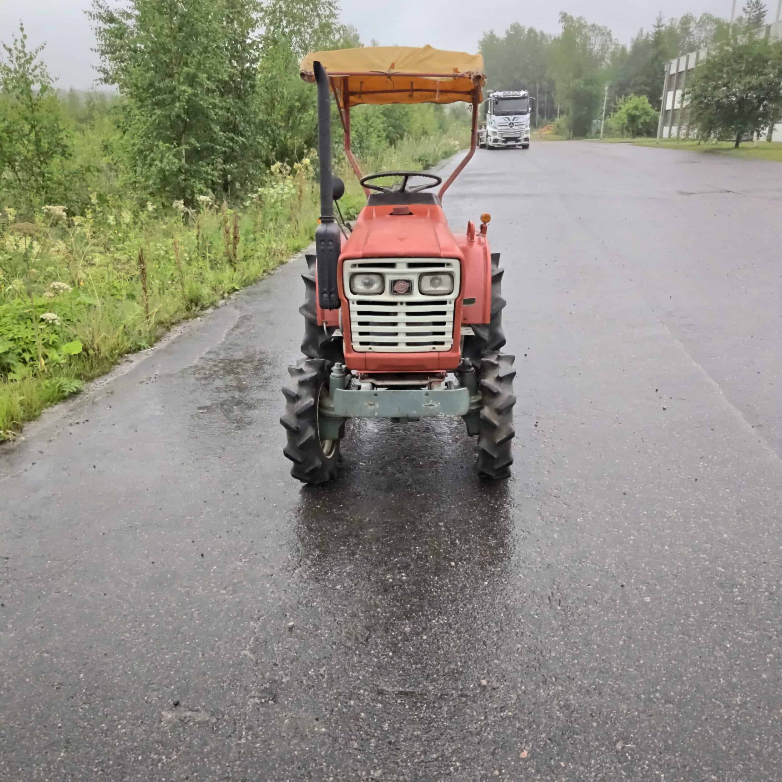 YANMAR YM1401D 4WD 14 hp Minitraktori - Image 5