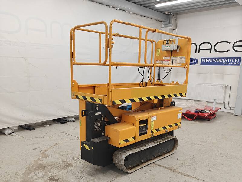 SMAC NCK46 Tela-alustainen henkilönostin