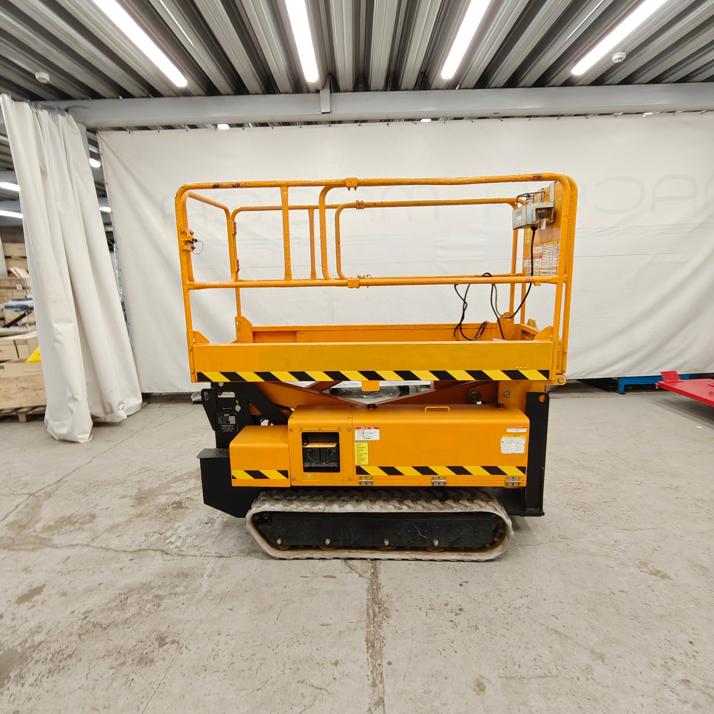 SMAC NCK46 Tela-alustainen henkilönostin - Image 3