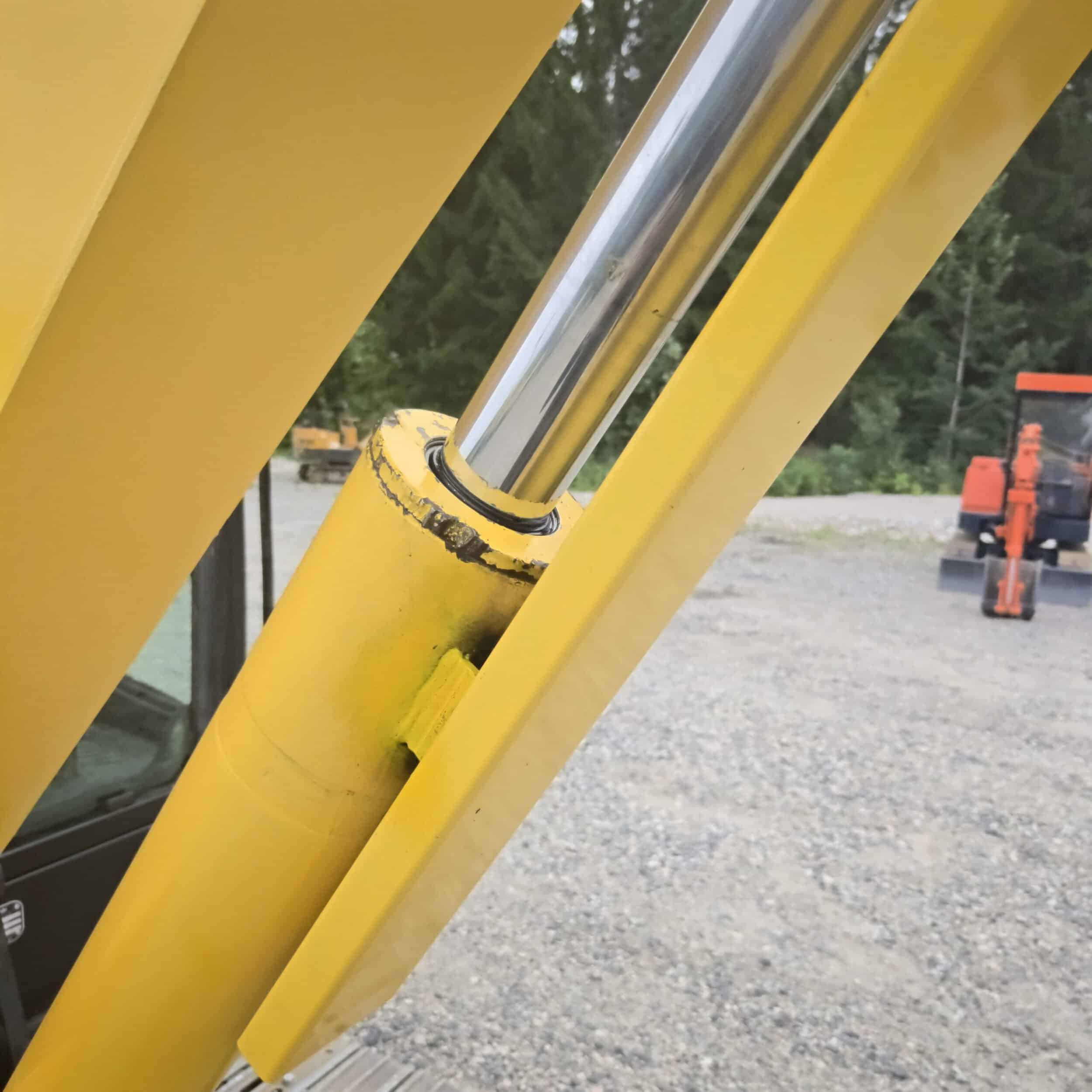 Hyundai R60-7 Rautatelainen minikaivuri - Image 19