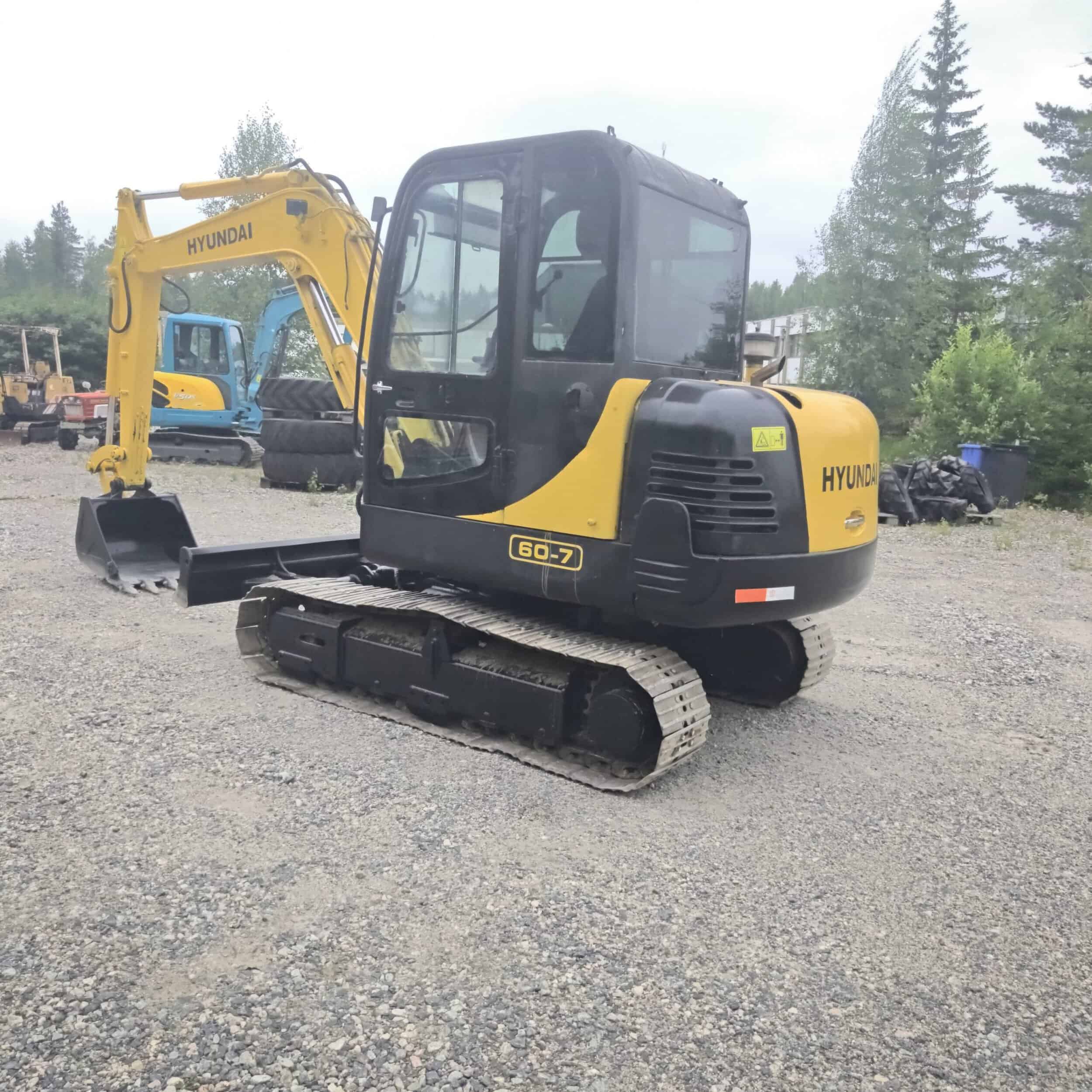 Hyundai R60-7 Rautatelainen minikaivuri - Image 8