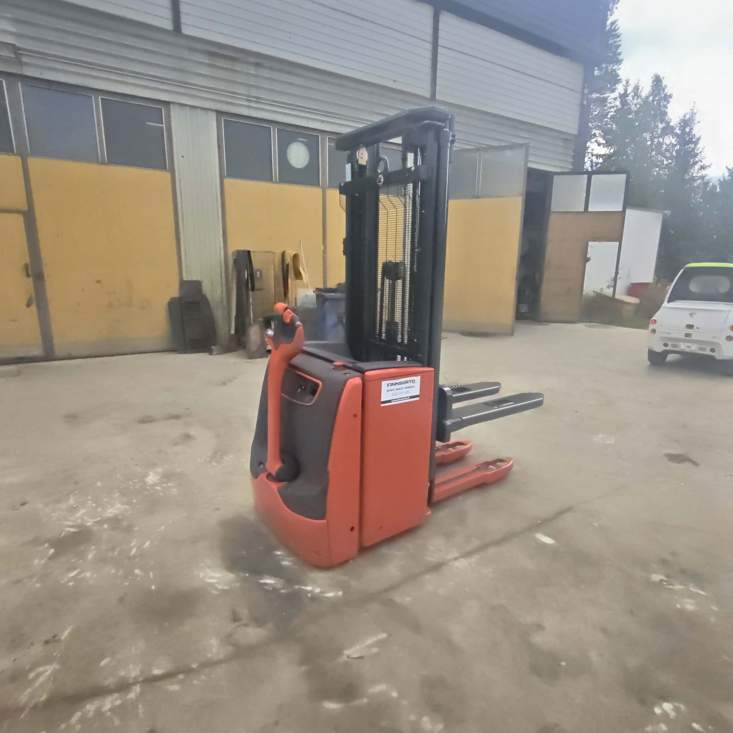 Linde L14I Sähköinen pinoamisvaunu - Image 3