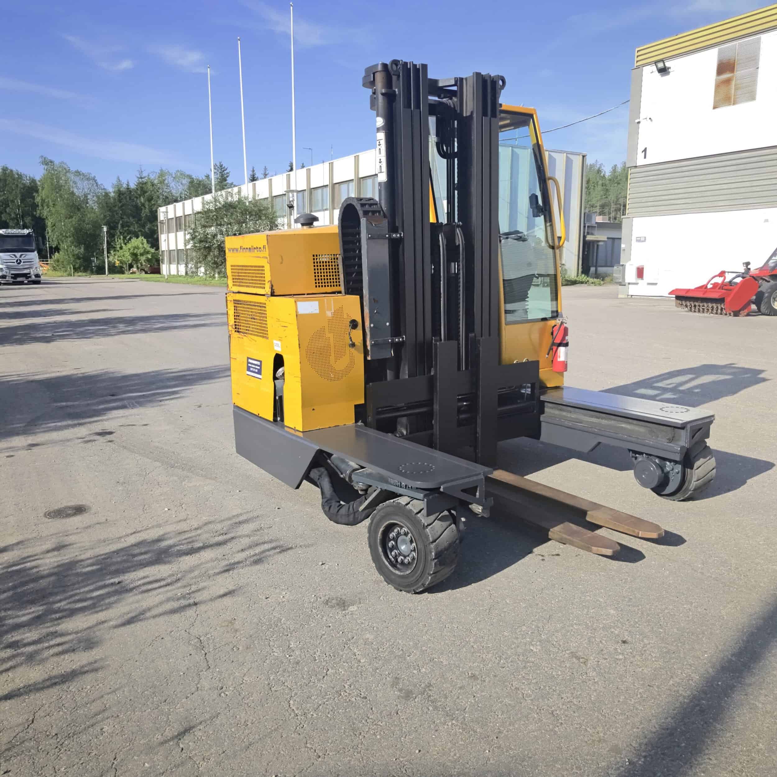 Transmanut T30 Sivulastaustrukki vm2012 - Image 11