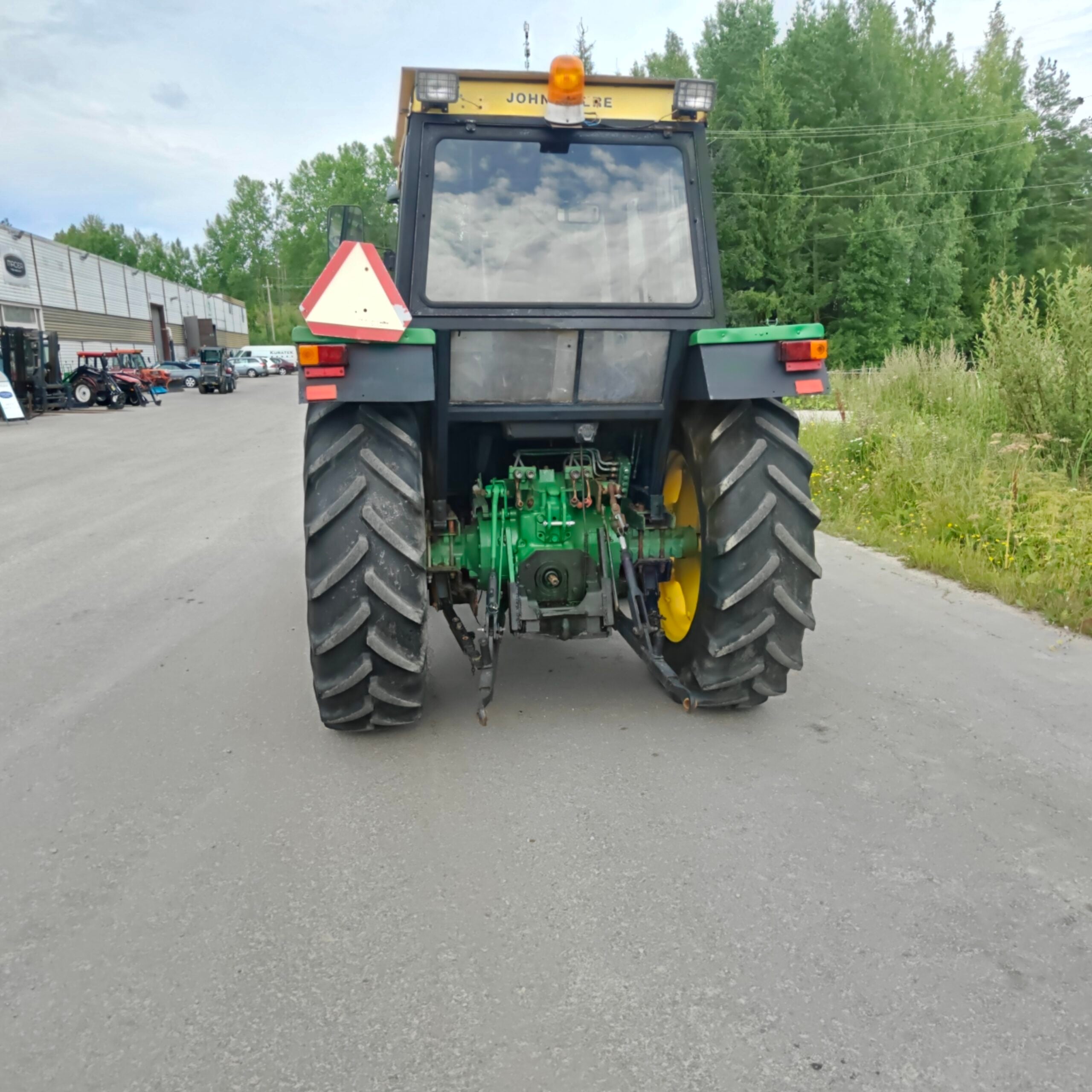 John Deere 2140 4x4 Etukuormaimella - Image 5