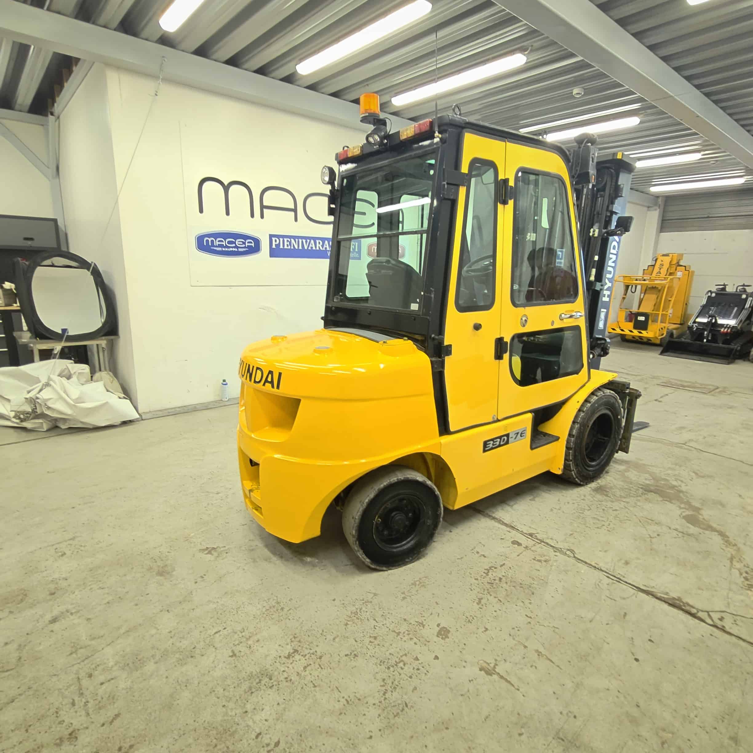 Hyundai 33D-7E Dieseltrukki vm 2014 - Image 8