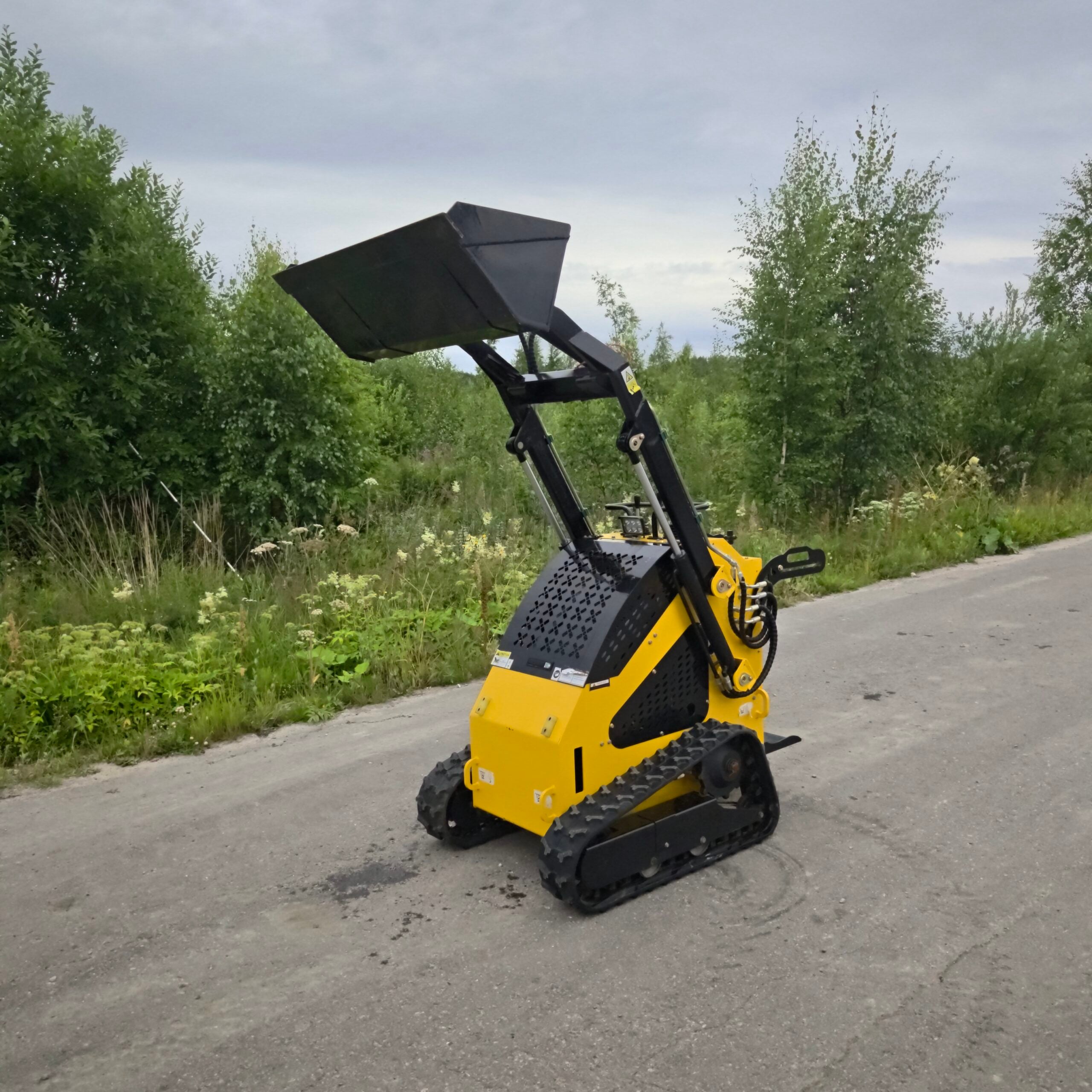 Delano T360 Tela-alustainen pienkuormaaja vm 2025