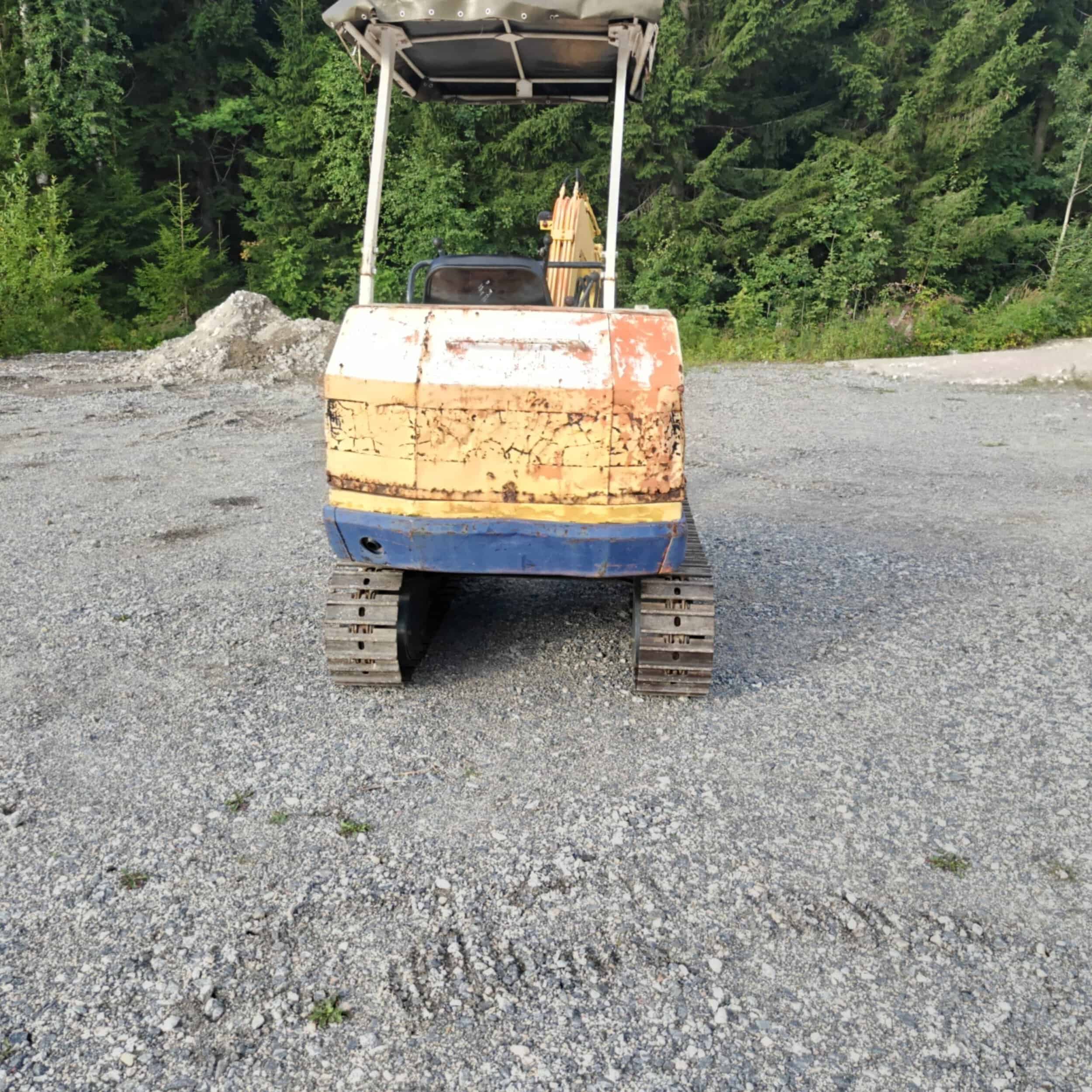 KOMATSU PC10-3 Rautatelainen minikaivuri - Image 8