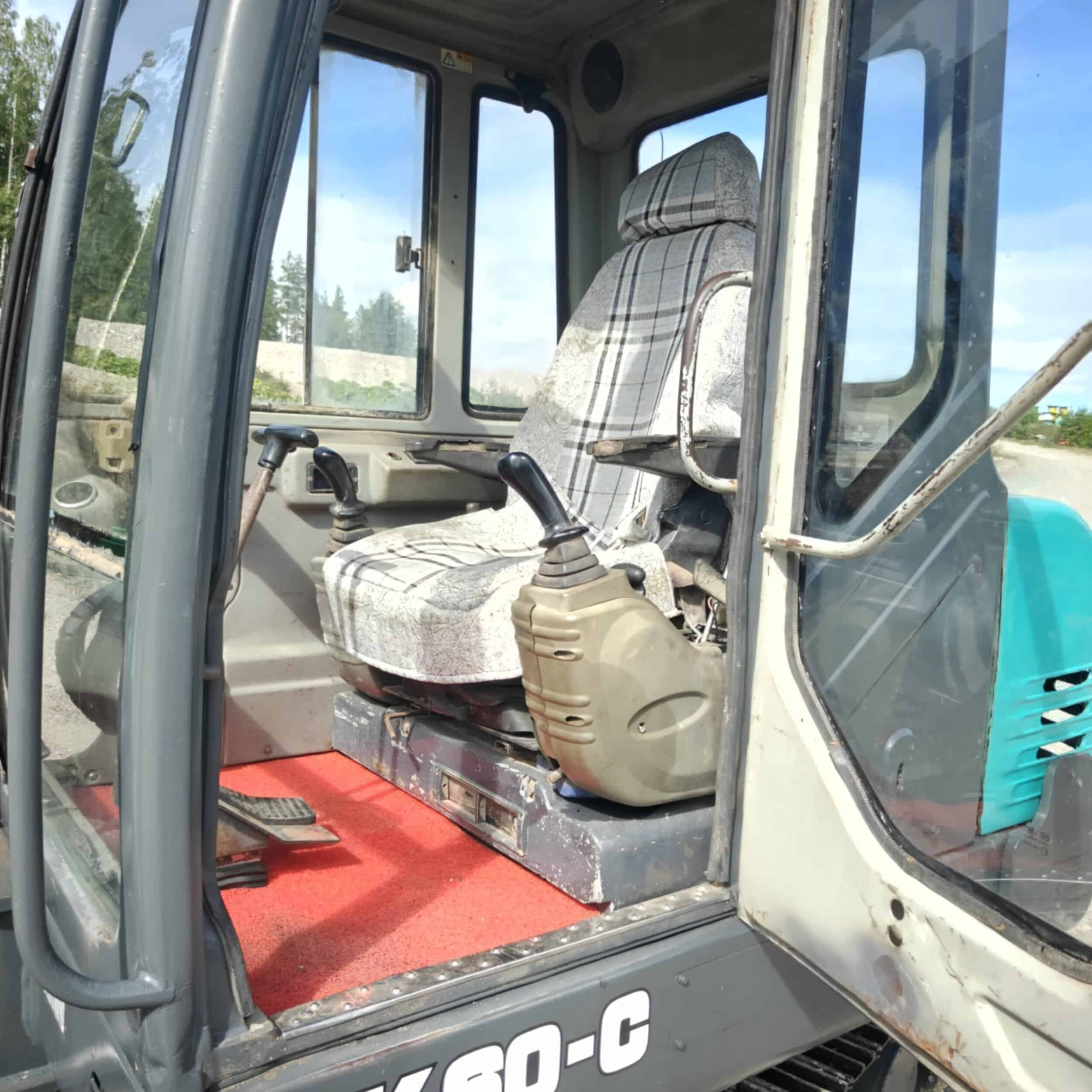 Kobelco SK60-C Rautatelainen minikaivuri - Image 17