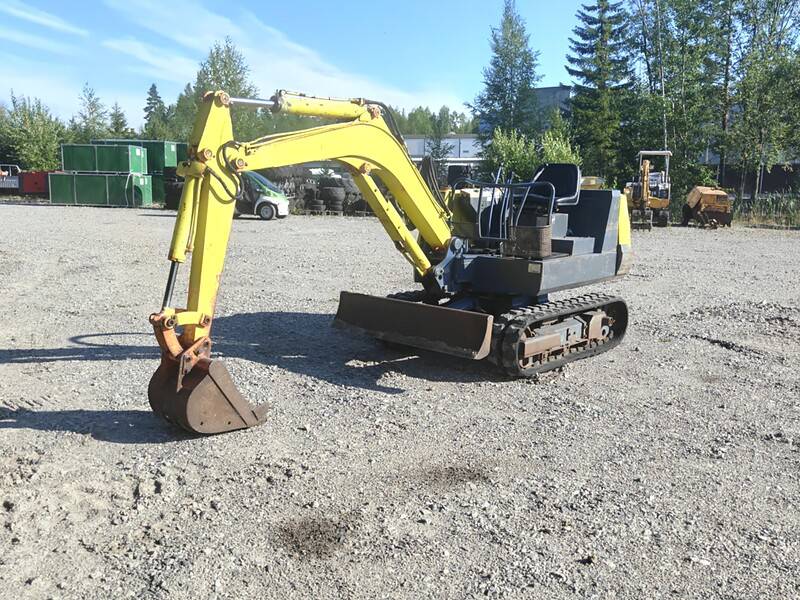 Furukawa  FX021 kumitelainen minikaivuri