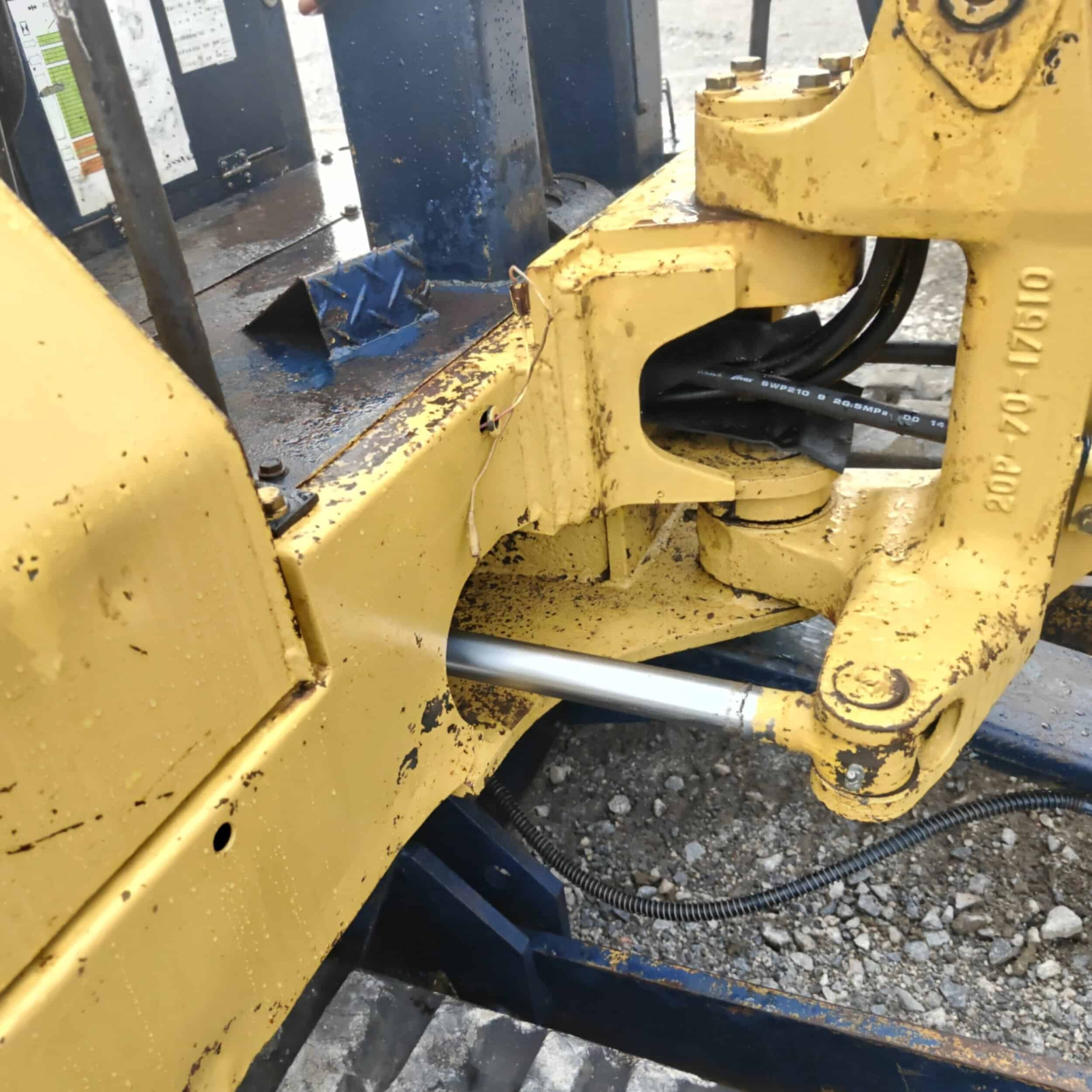 KOMATSU PC15-2 Kumitelainen minikaivuri - Image 15