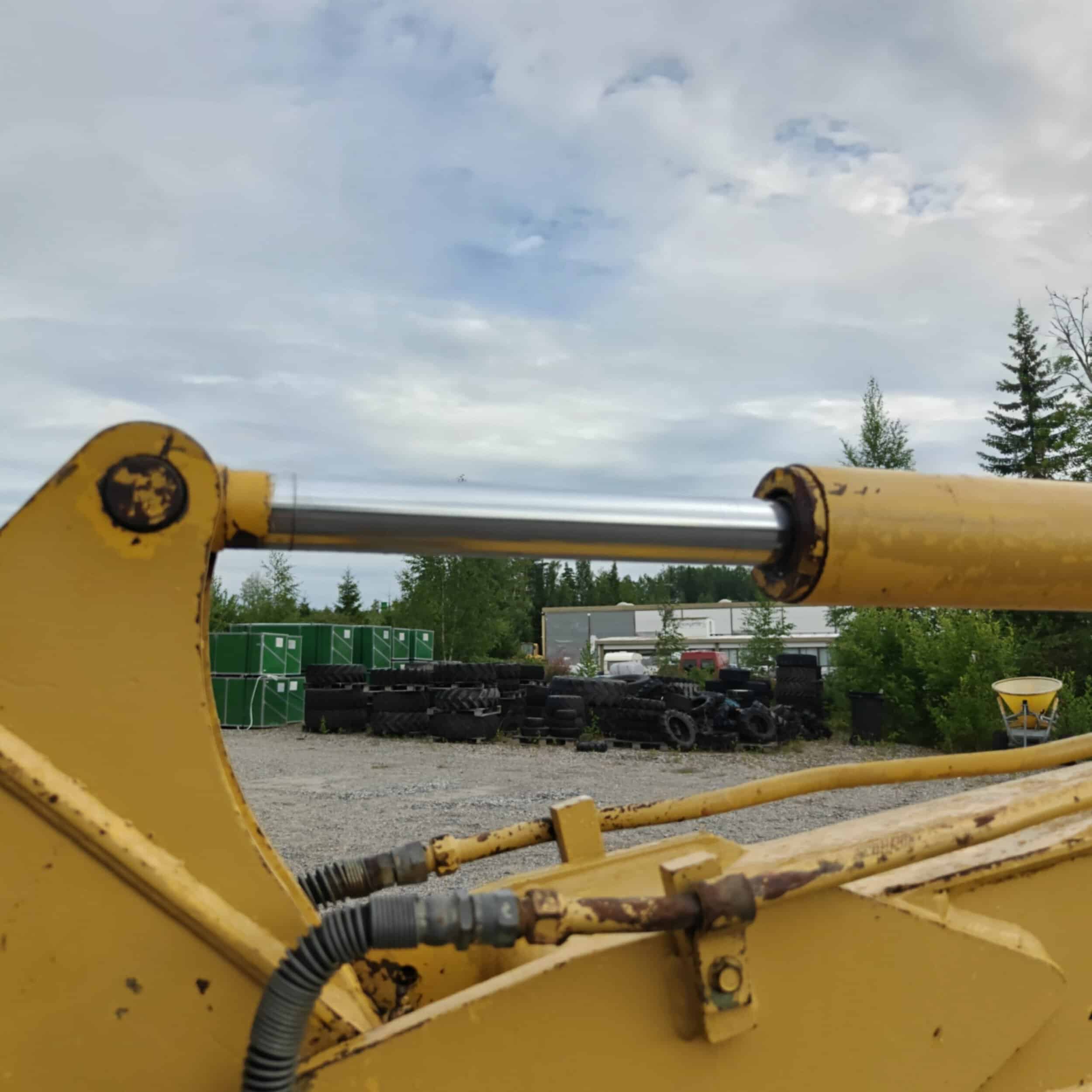 KOMATSU PC15-2 Kumitelainen minikaivuri - Image 21
