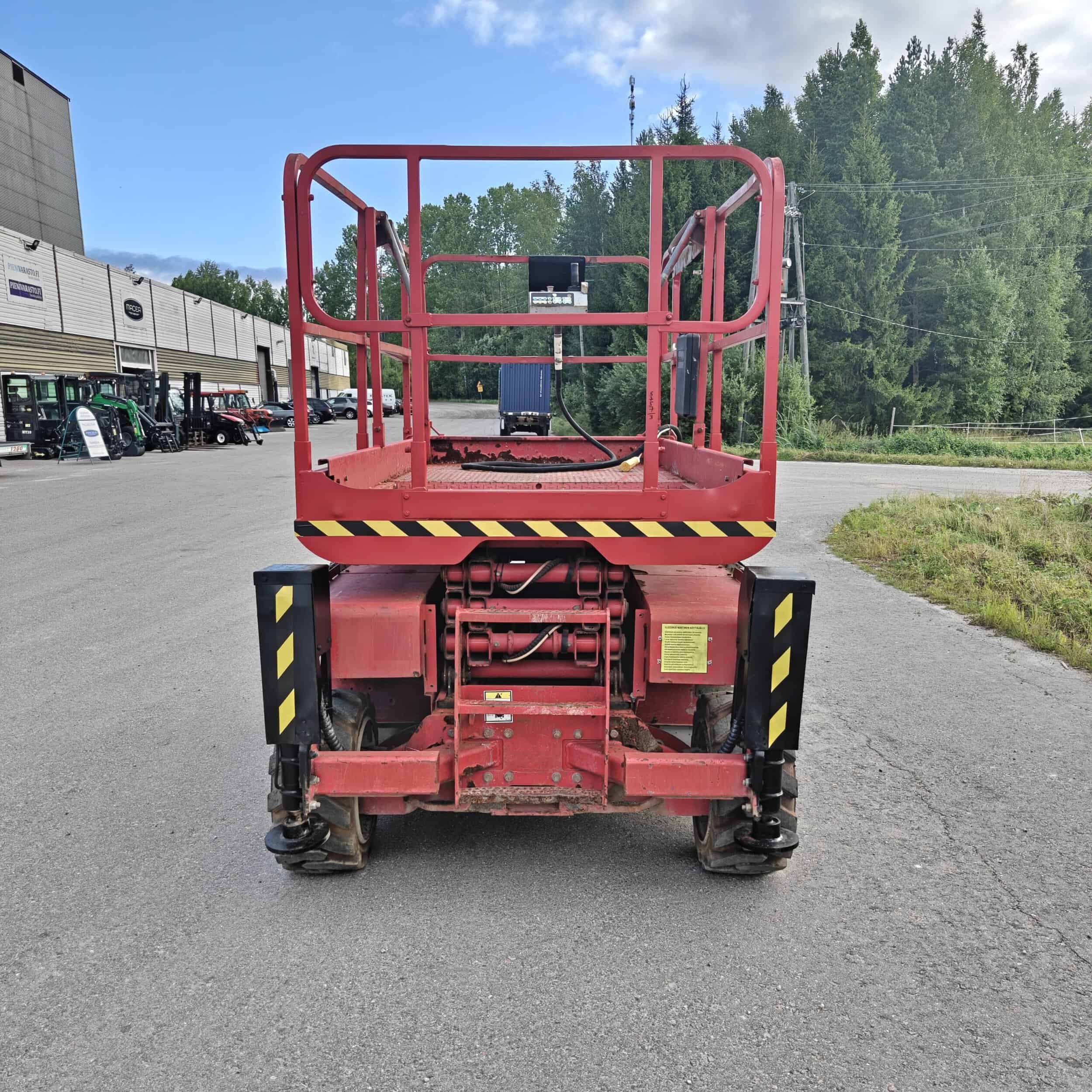Haulotte Compact 10DX 4x4 Diesel saksilavanostin - Image 10