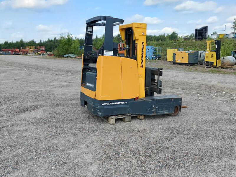 Jungheinrich ETUQ 25 G-425 DZ monitietyöntömastotrukki