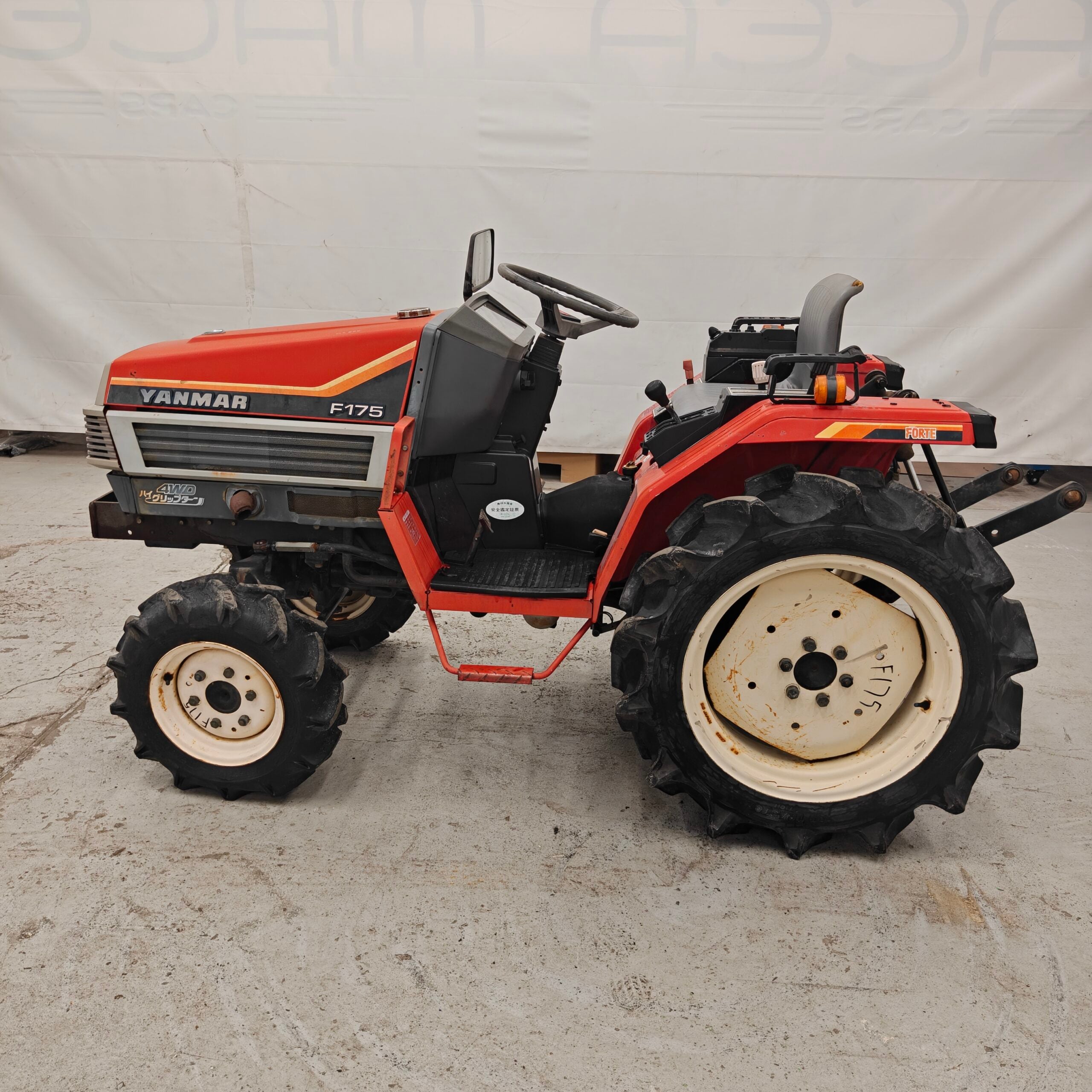 Yanmar F175D 4WD Minitraktori - Image 4
