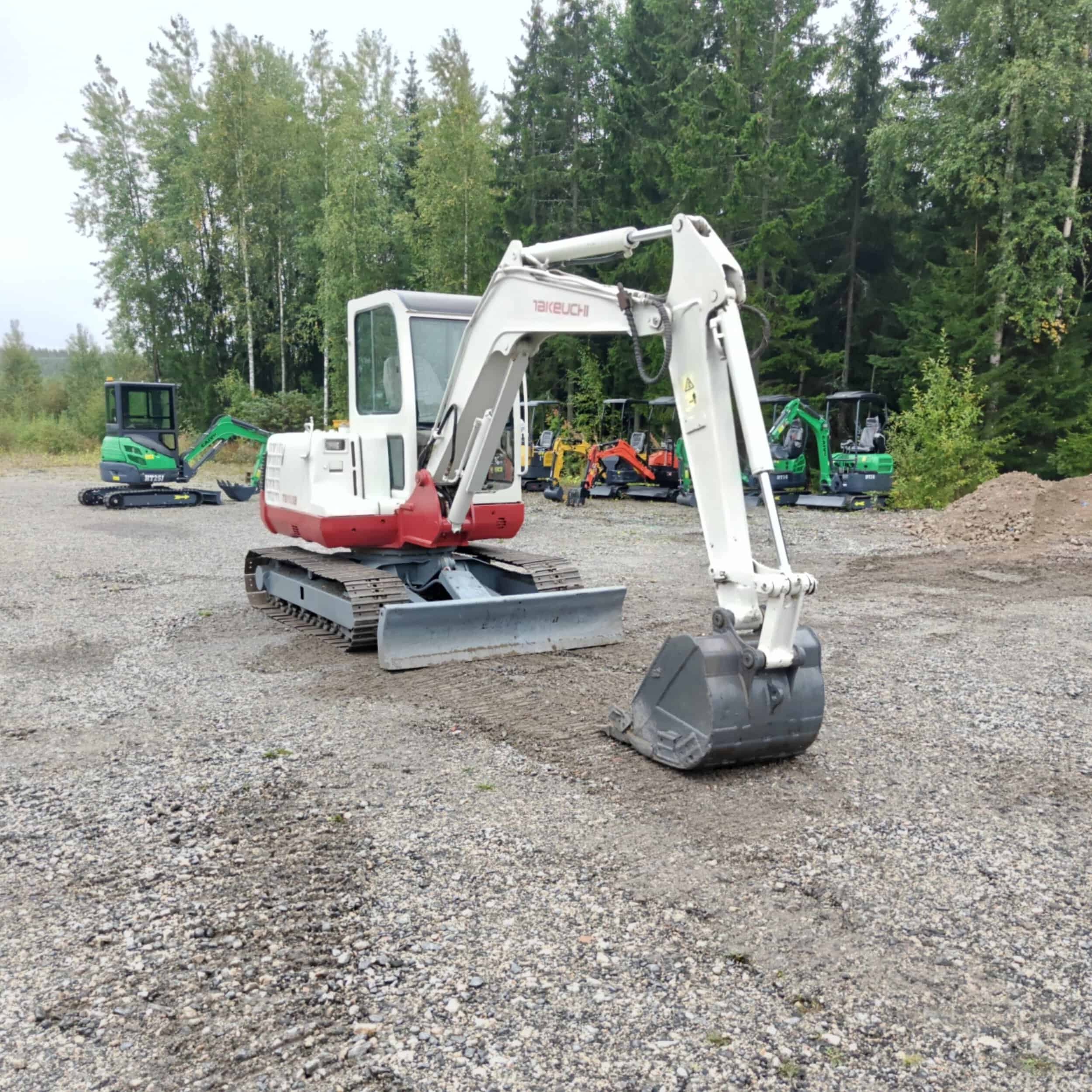 Takeuchi TB150C Rautatelainen Minikaivuri vm 2012 - Image 5