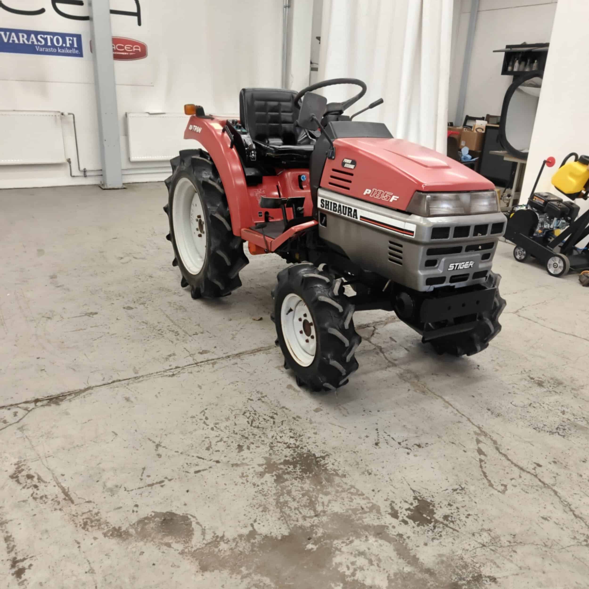SHIBAURA P185F 4WD Minitraktori - Image 3