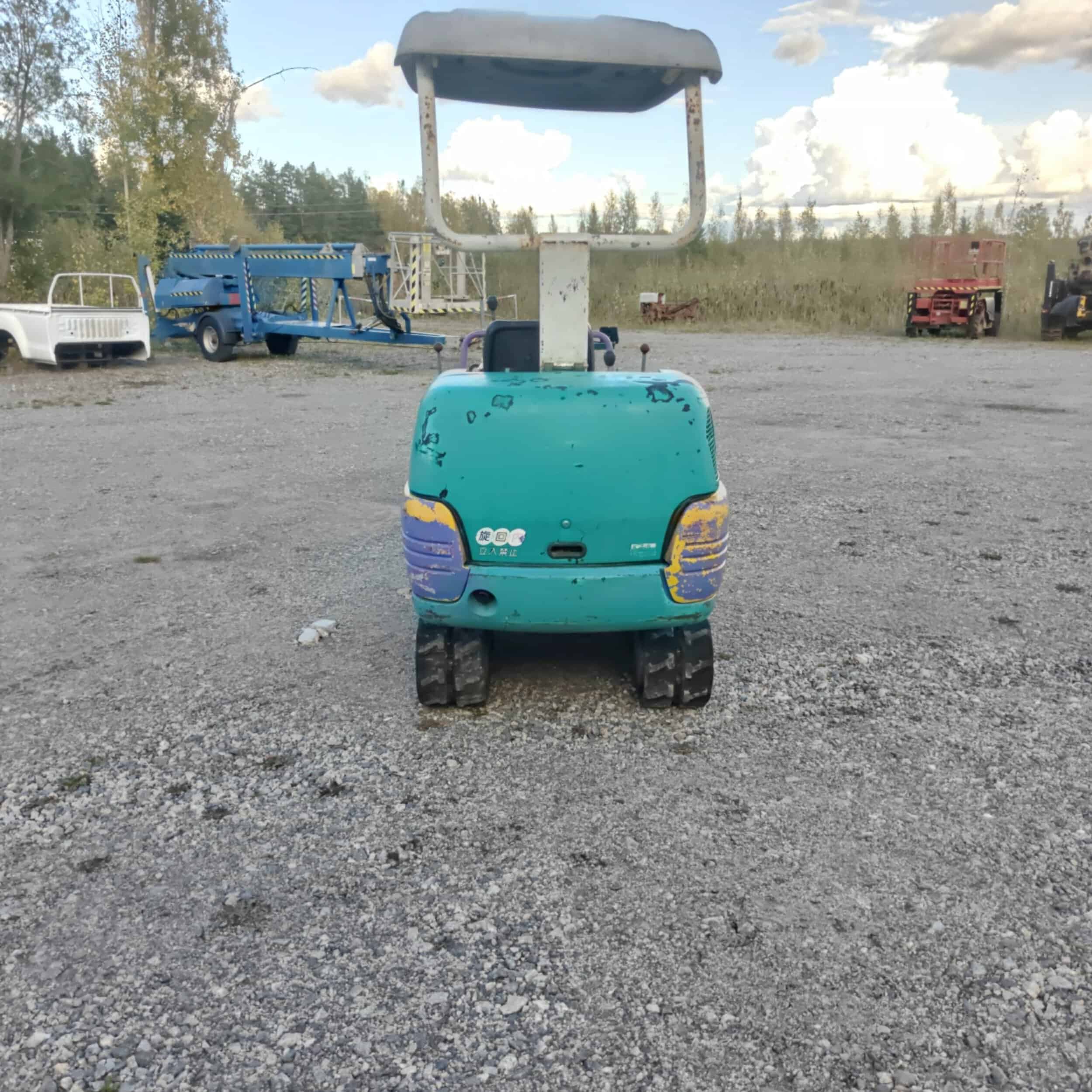 KOMATSU PC07-2E Kumitelainen minikaivuri - Image 3