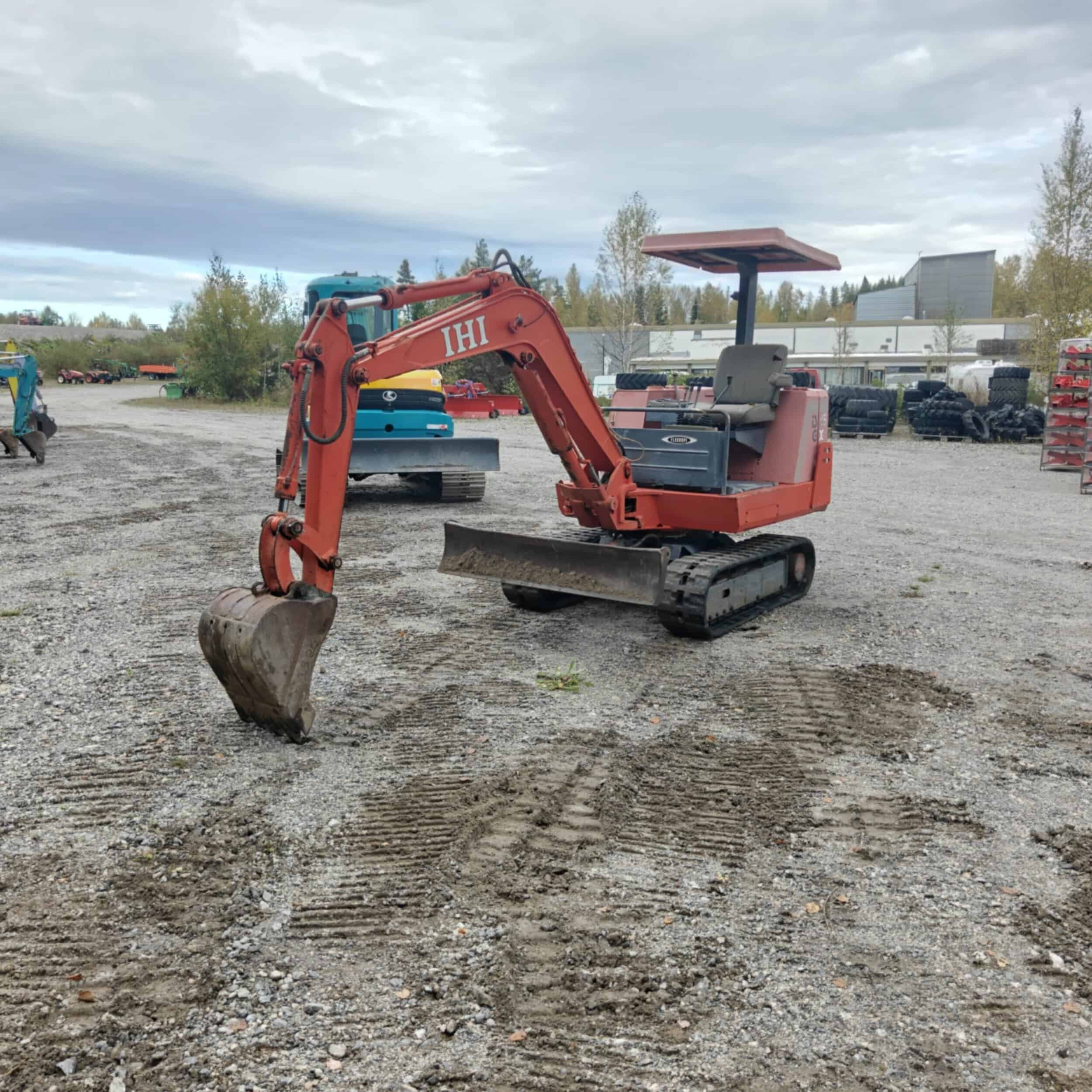 IHI IS25GX2 Kumitelainen minikaivuri